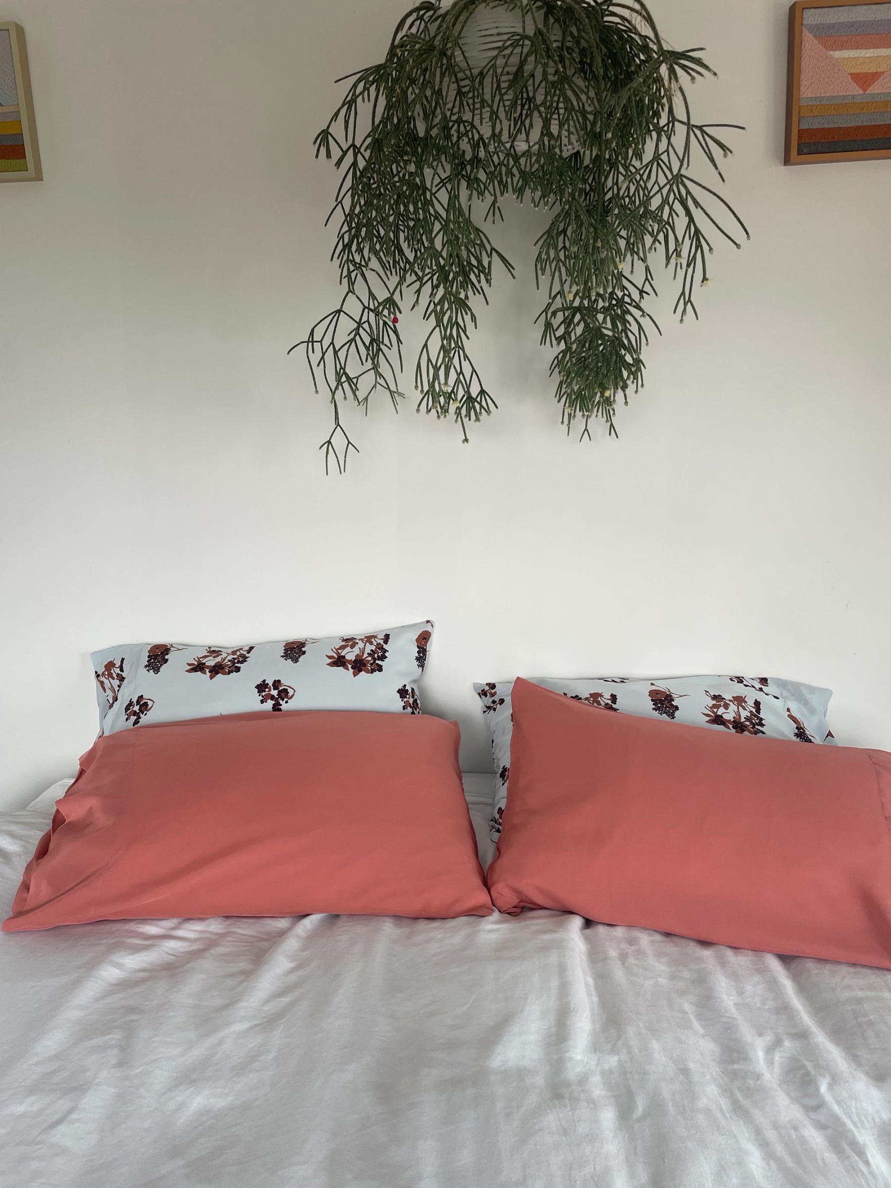 Coral Pillowslip set thumbnail 2