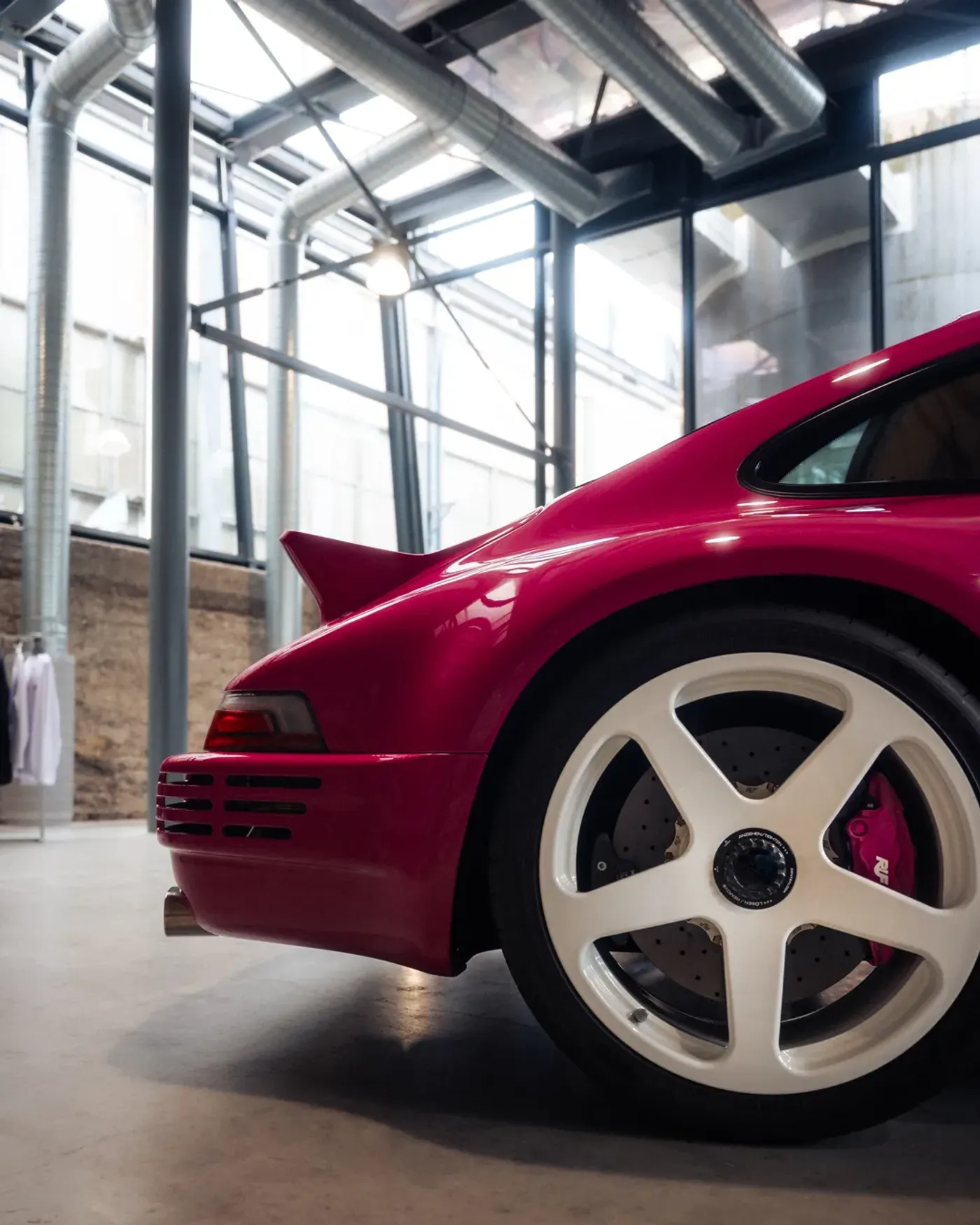 Markus Rühl, Mate Rimac, Omid Mouazzen im Motorworld Kohlebunker zum MYLE 2024