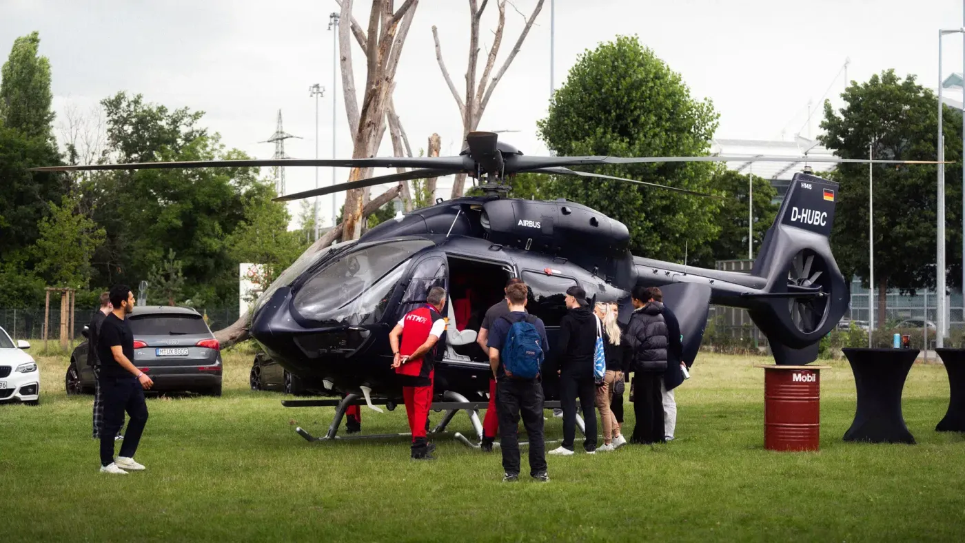 Behind-The-Scenes des MontanaBlack88 Twitch-Livestreams auf dem MYLE 24