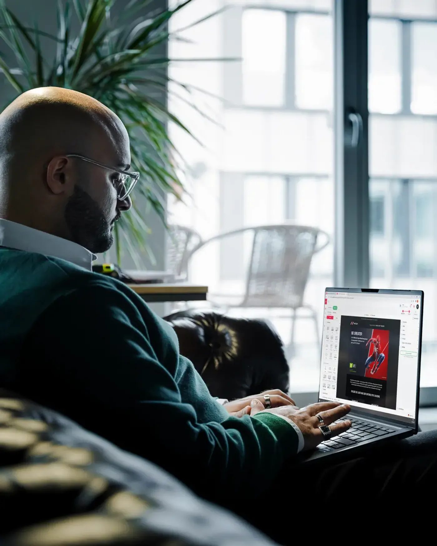 Lele Laptop – MIFCOM