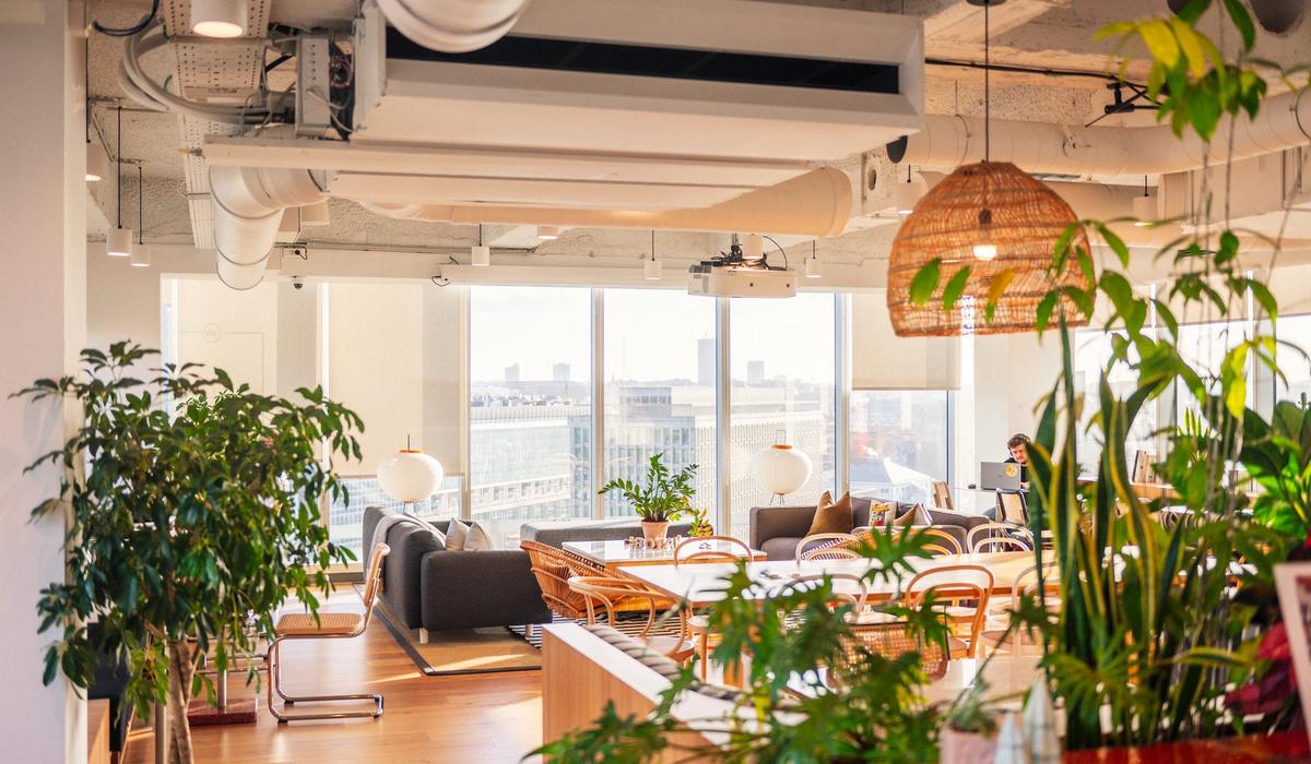 Botanic Tower - Business Center