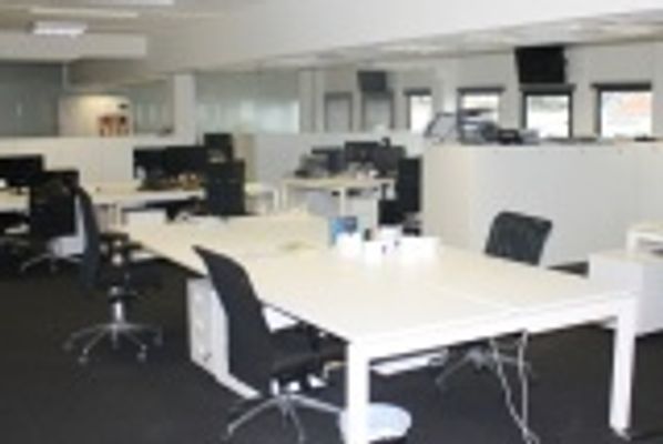 Idola Business Center