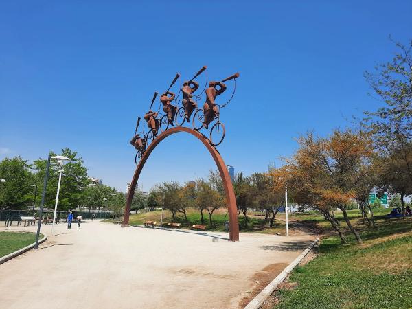 City Tour Santiago & Parque Bicentenário — 2