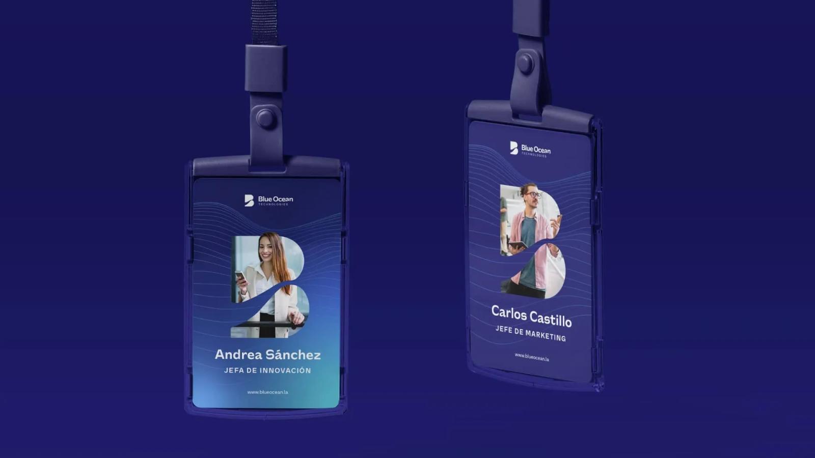 Dos identificaciones corporativas colgantes de Blue Ocean Technologies en azul oscuro con diseño de ondas lineales y fotografías de empleados integradas en la forma del isotipo B
