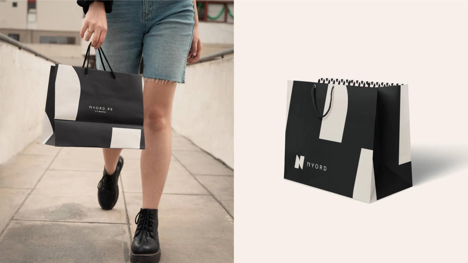 Mujer caminando llevando una bolsa de compras negra de NYORD con diseño geométrico blanco junto a una vista de producto aislada de la misma bolsa mostrando detalles y logotipo