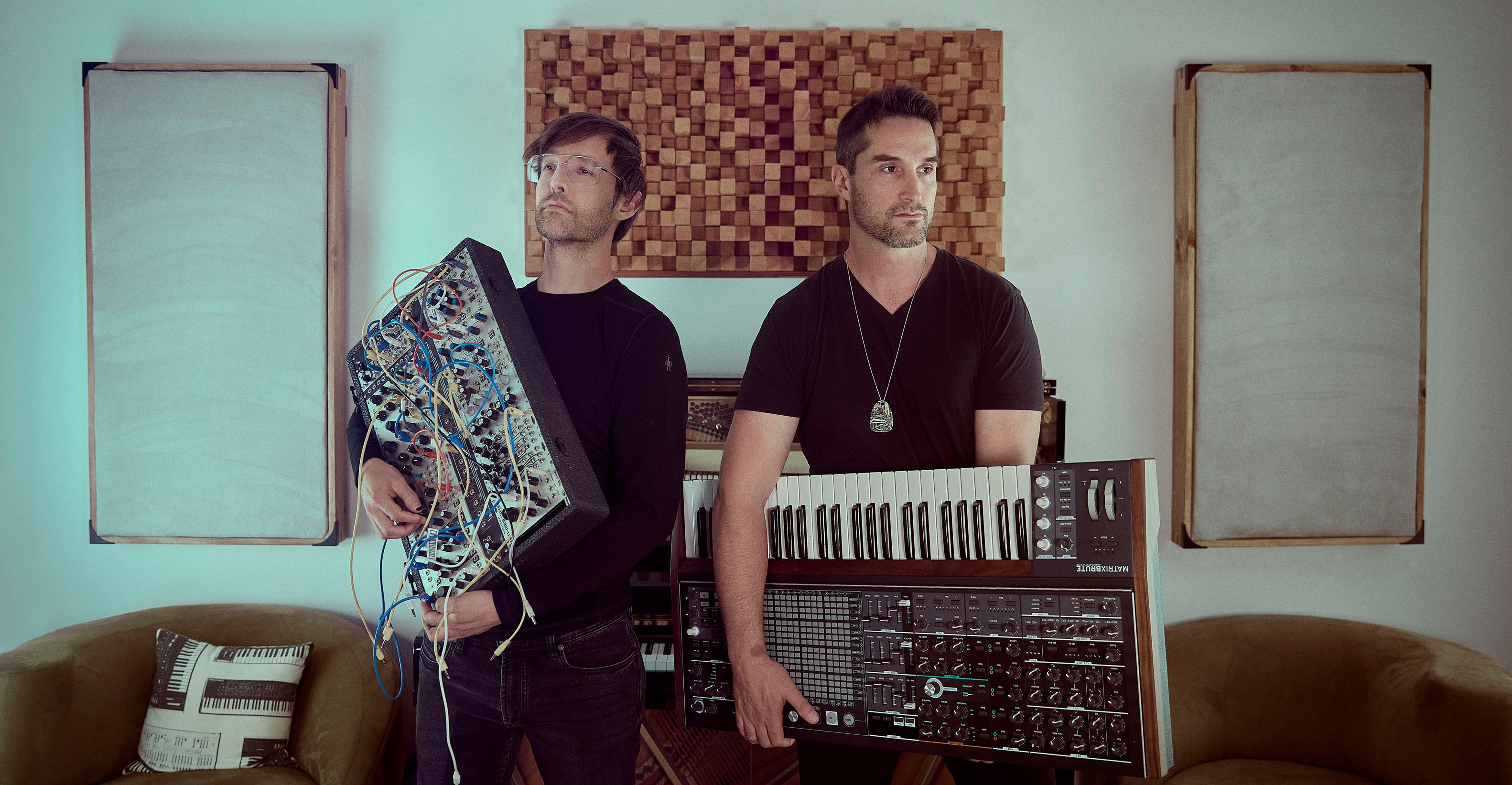 INSPIRED: Idle Echoes on their Debut Release of ‘Velvet Phoenix’ and More