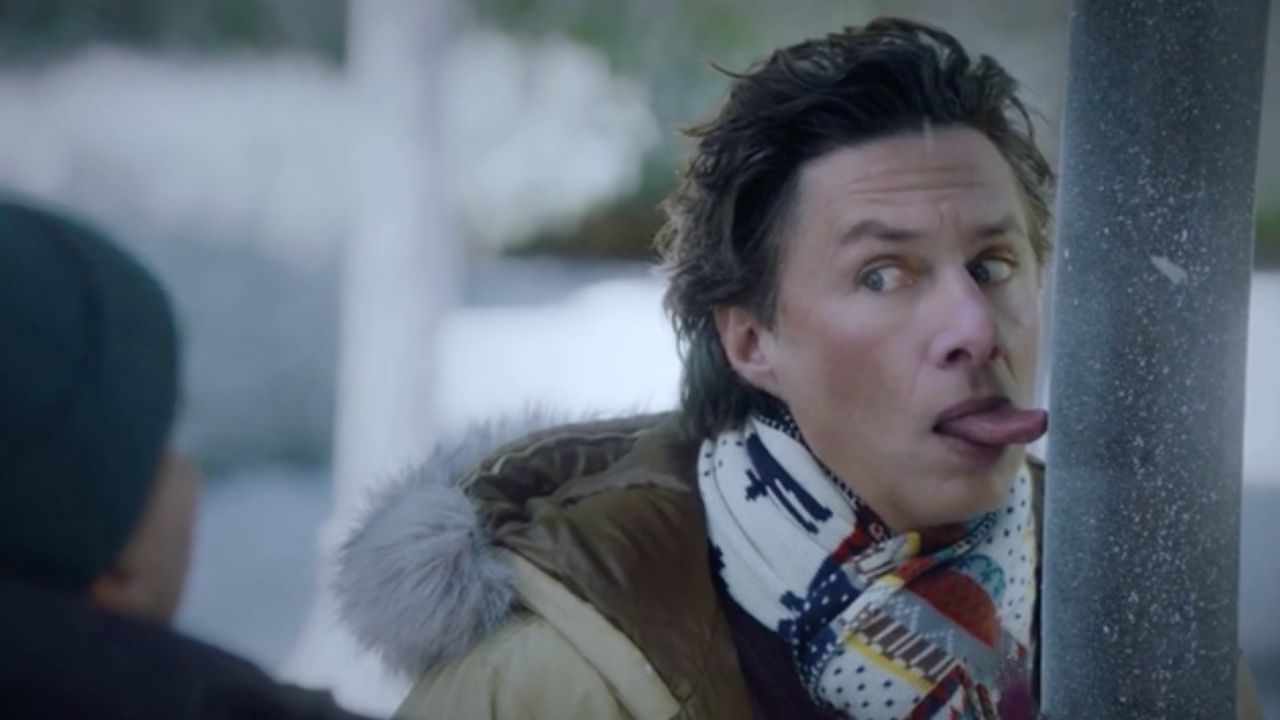 T-Mobile TV Spot iPhone 14 Lamppost 