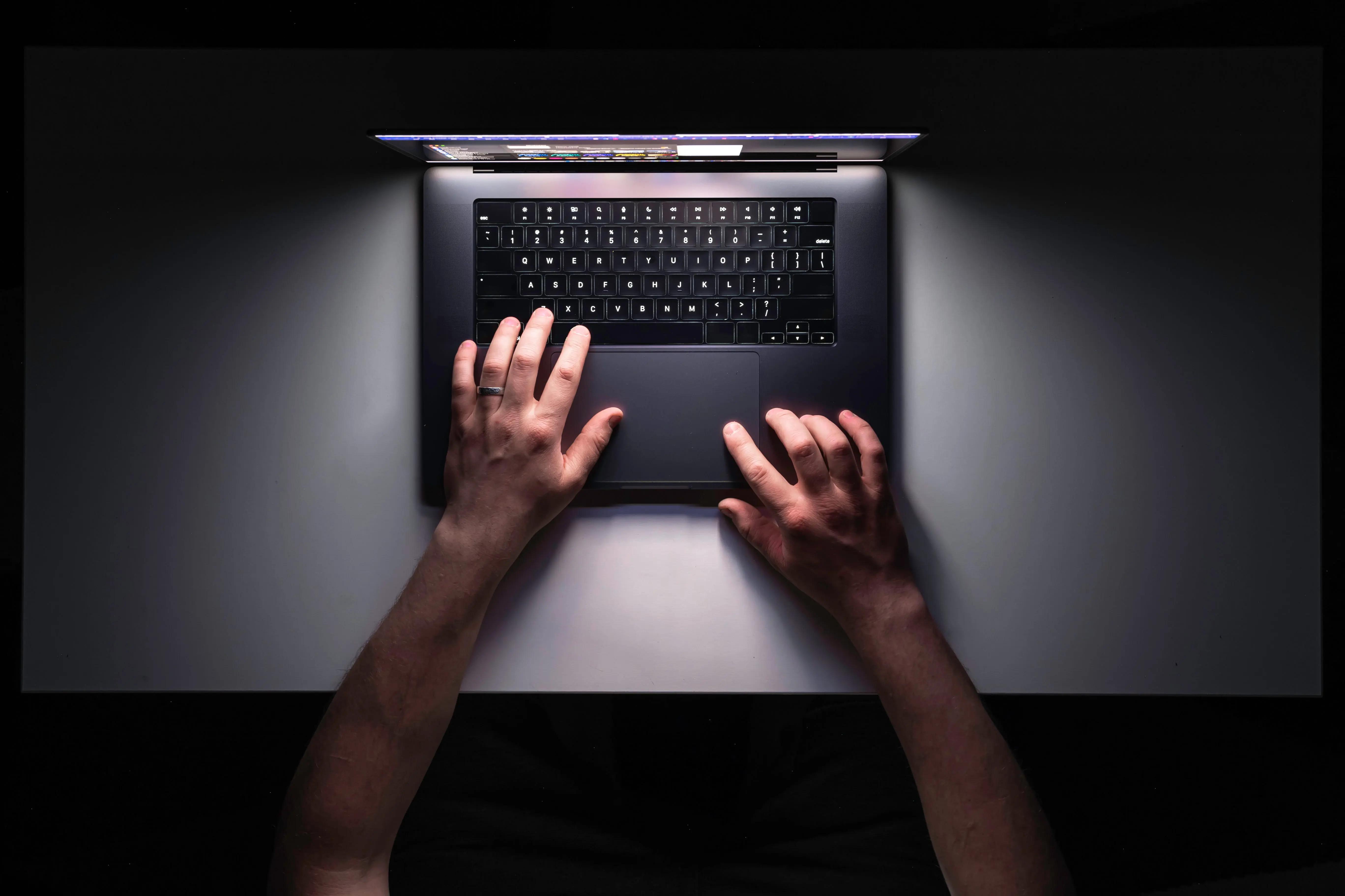 How to Protect Yourself and Your Data from Internet Hackers