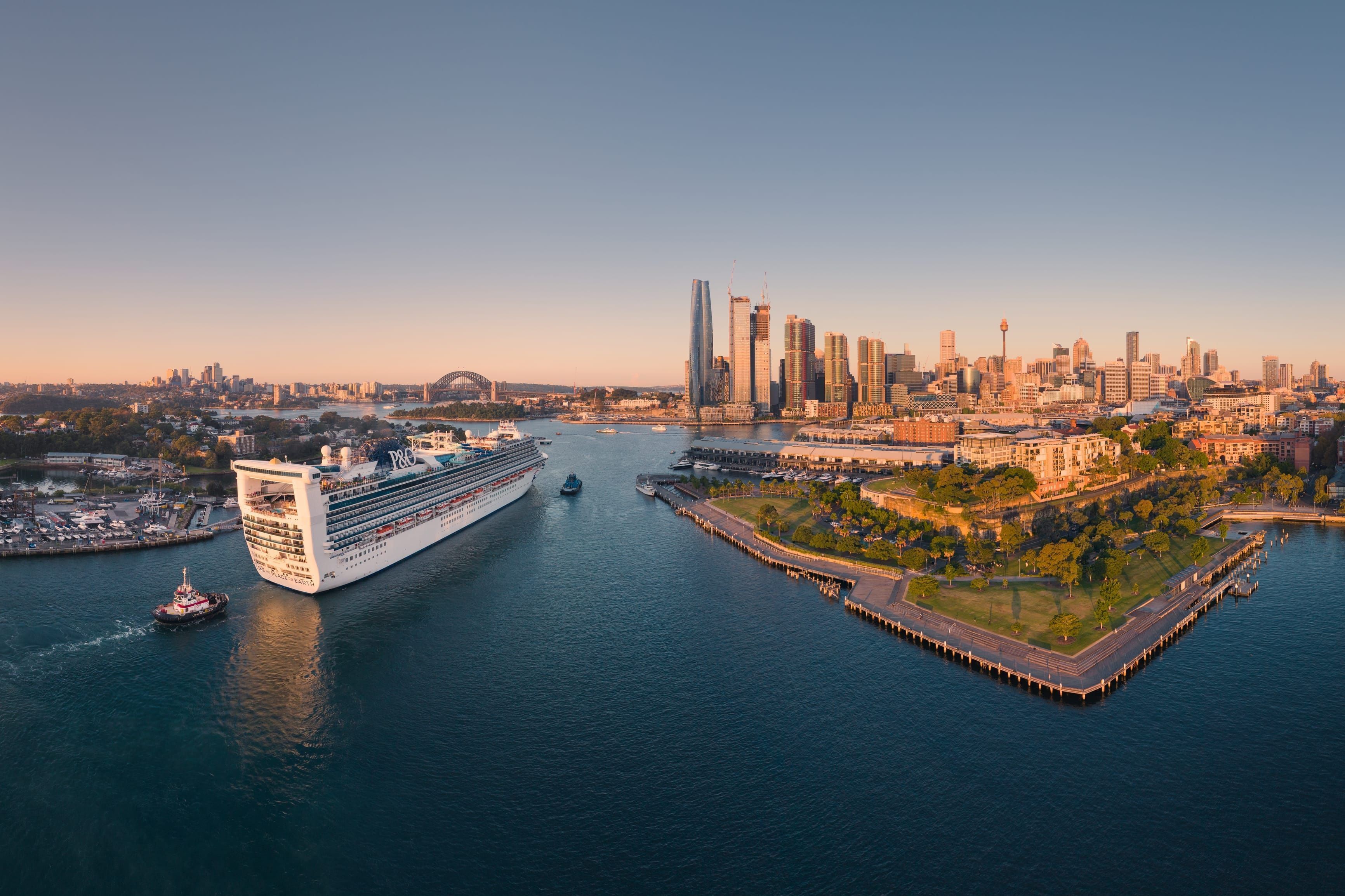 P&O ship at White Bay