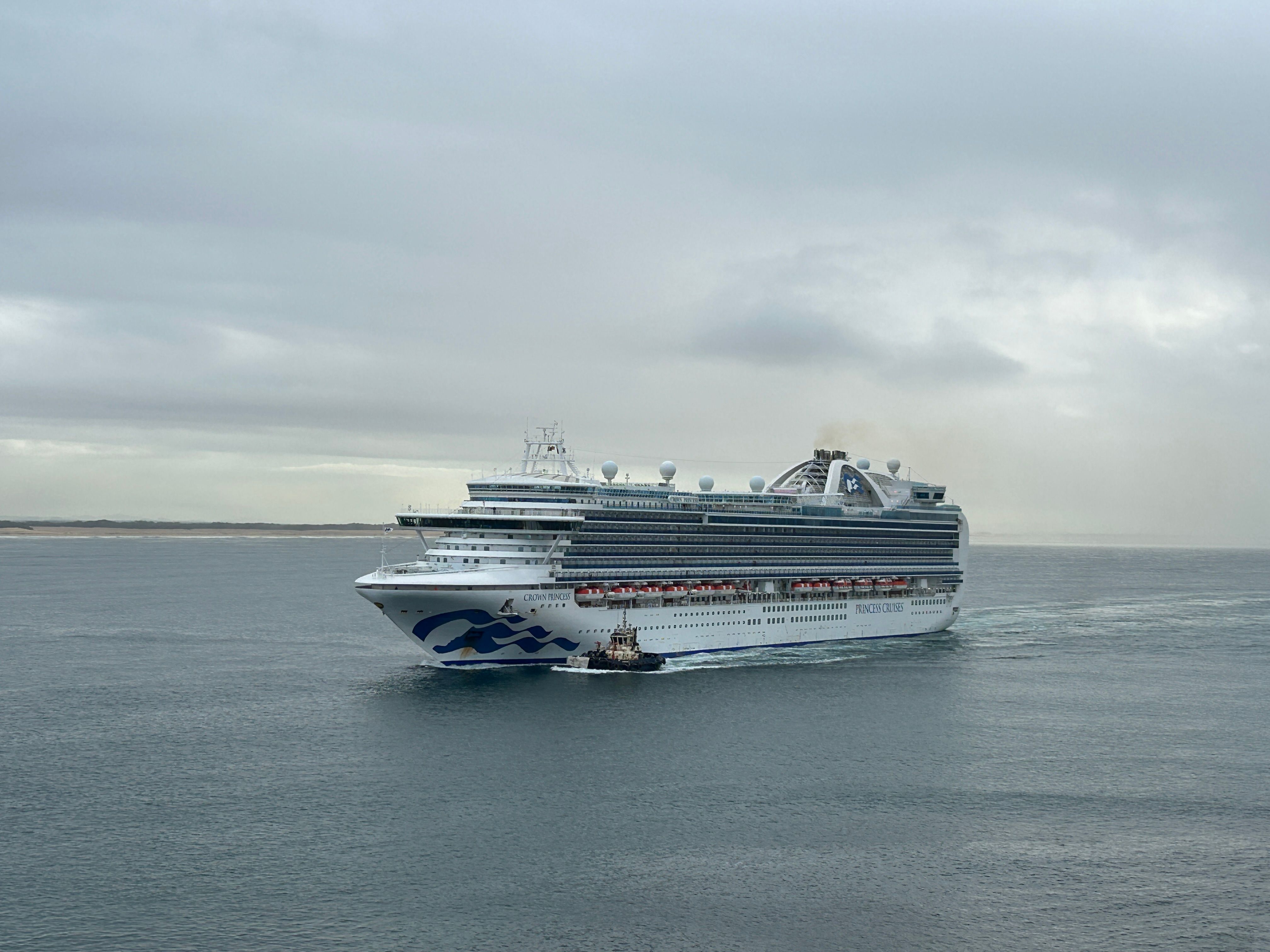 Crown Princess sails into Port of Newcastle