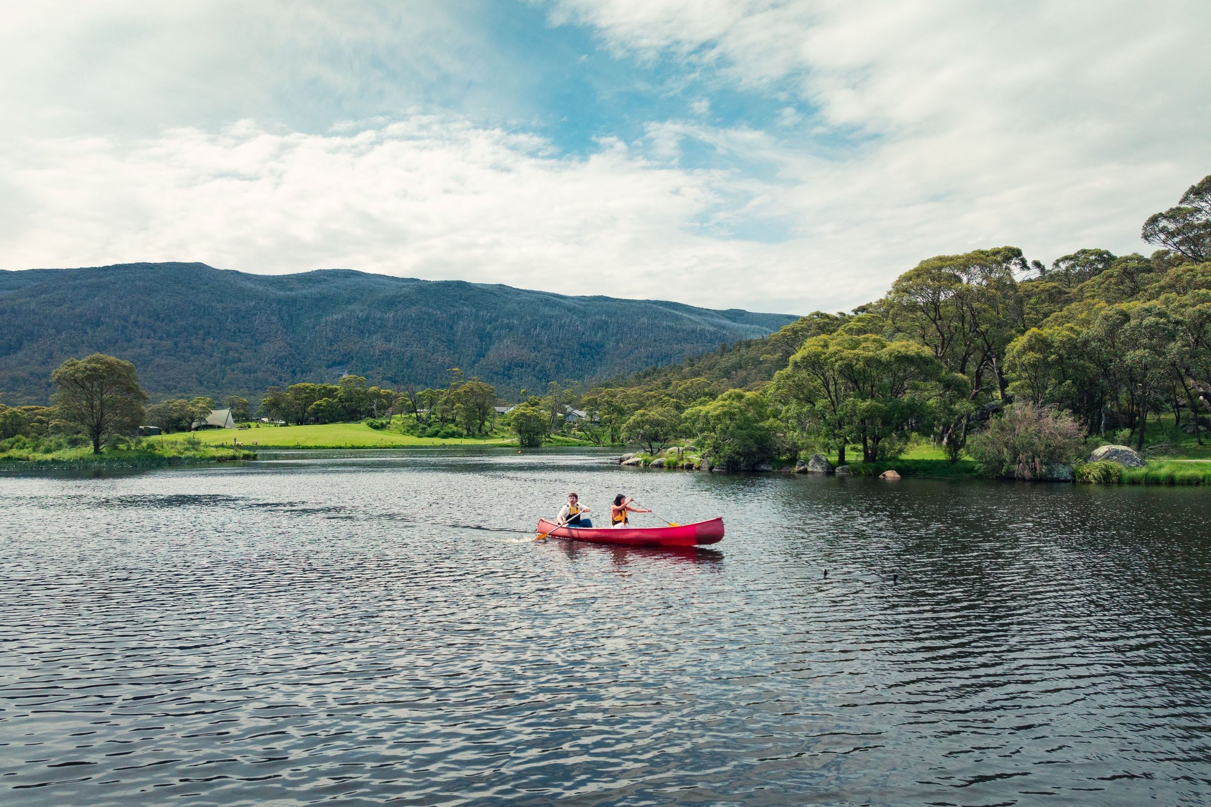 Kayaking at the Lake Crackenback Resort & Spa, Crackenback, Snowy Mountains