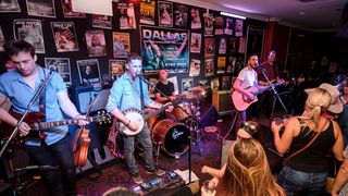Crowd enjoying live music in Tamworth