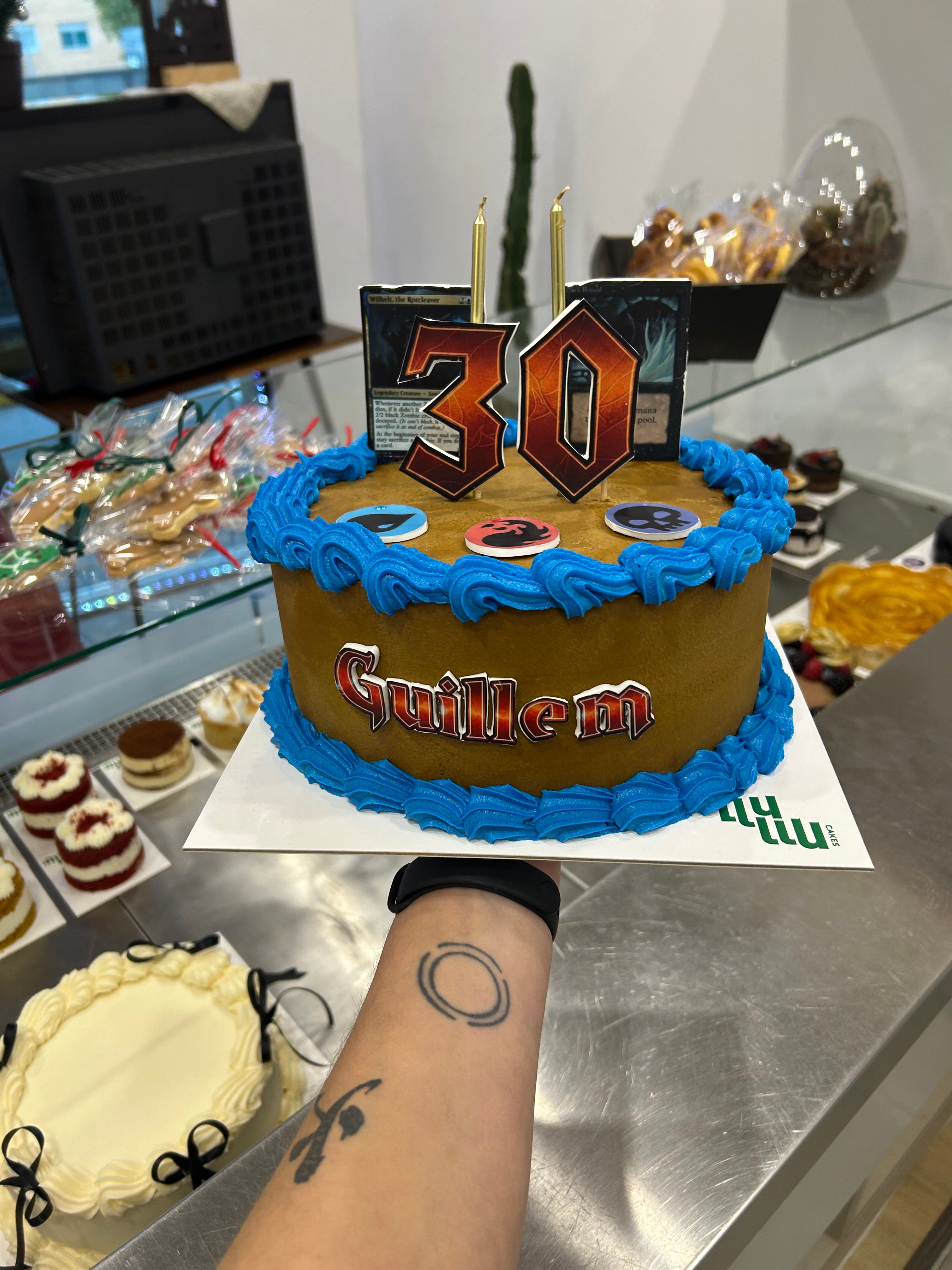 Pastel cartas magic 30 años marron azul