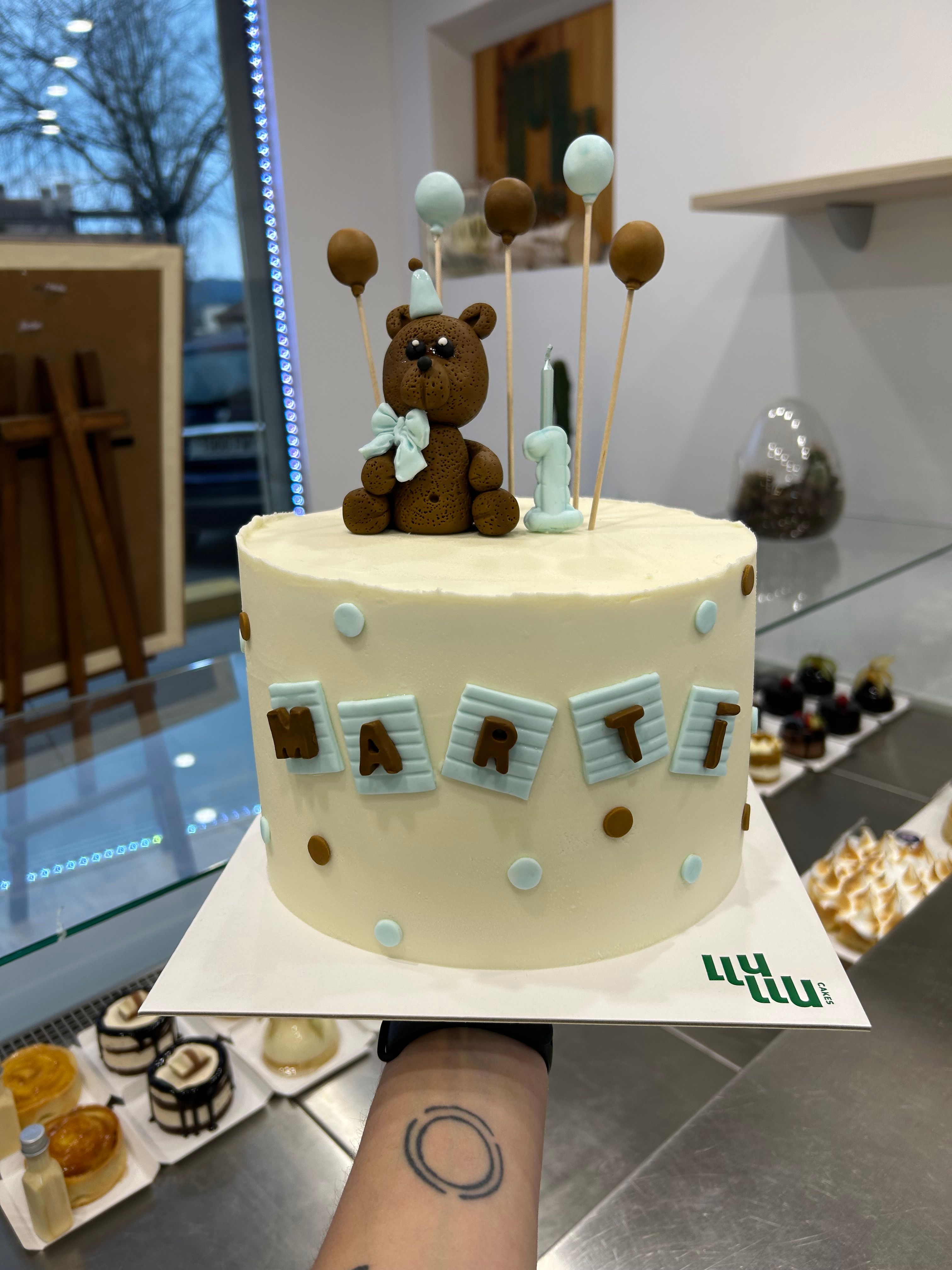 Pastel 1 año infantil ossito blanco azul clarito marron