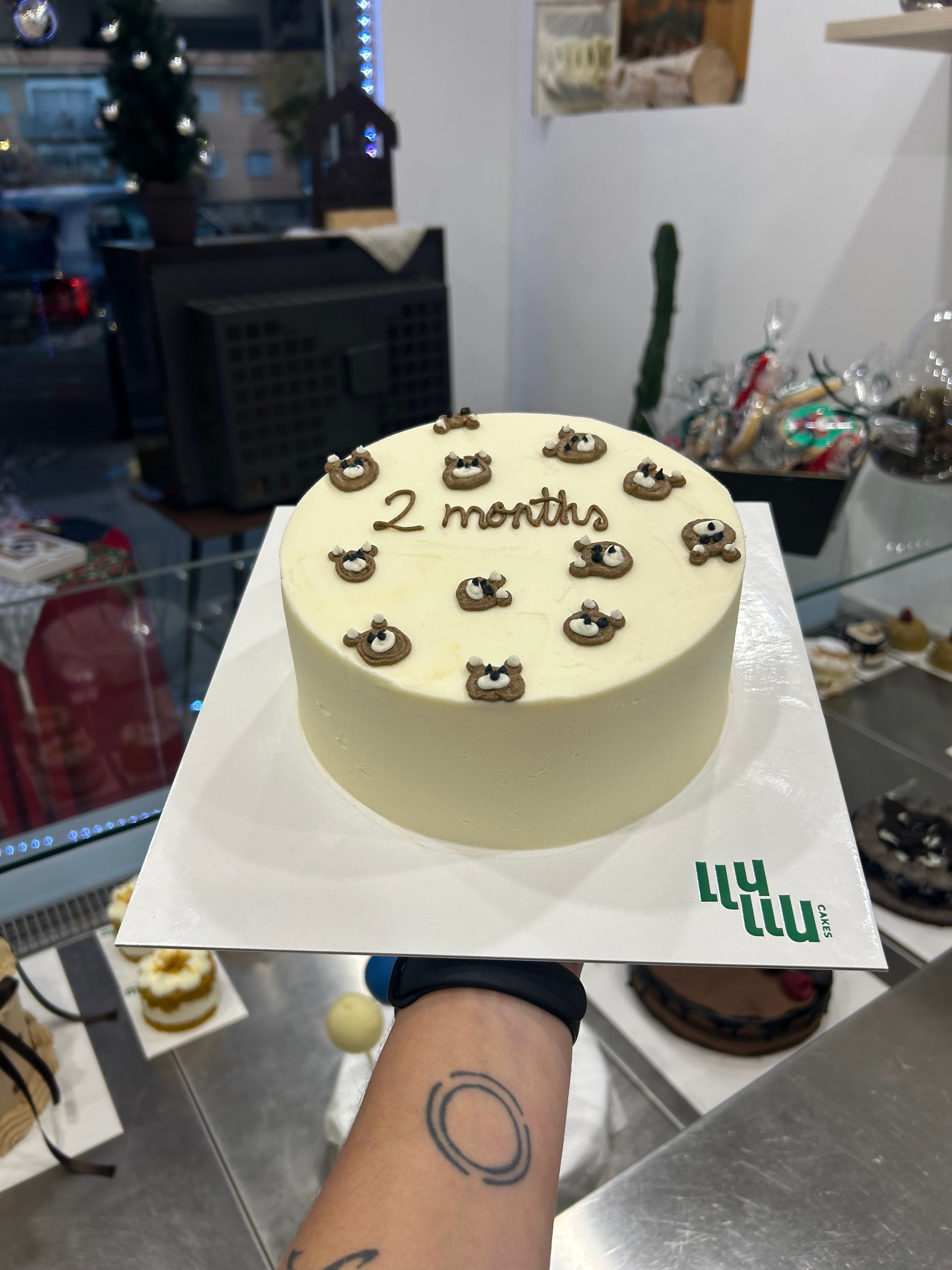 Pastel ossito 2 meses de vida finito blanco marron