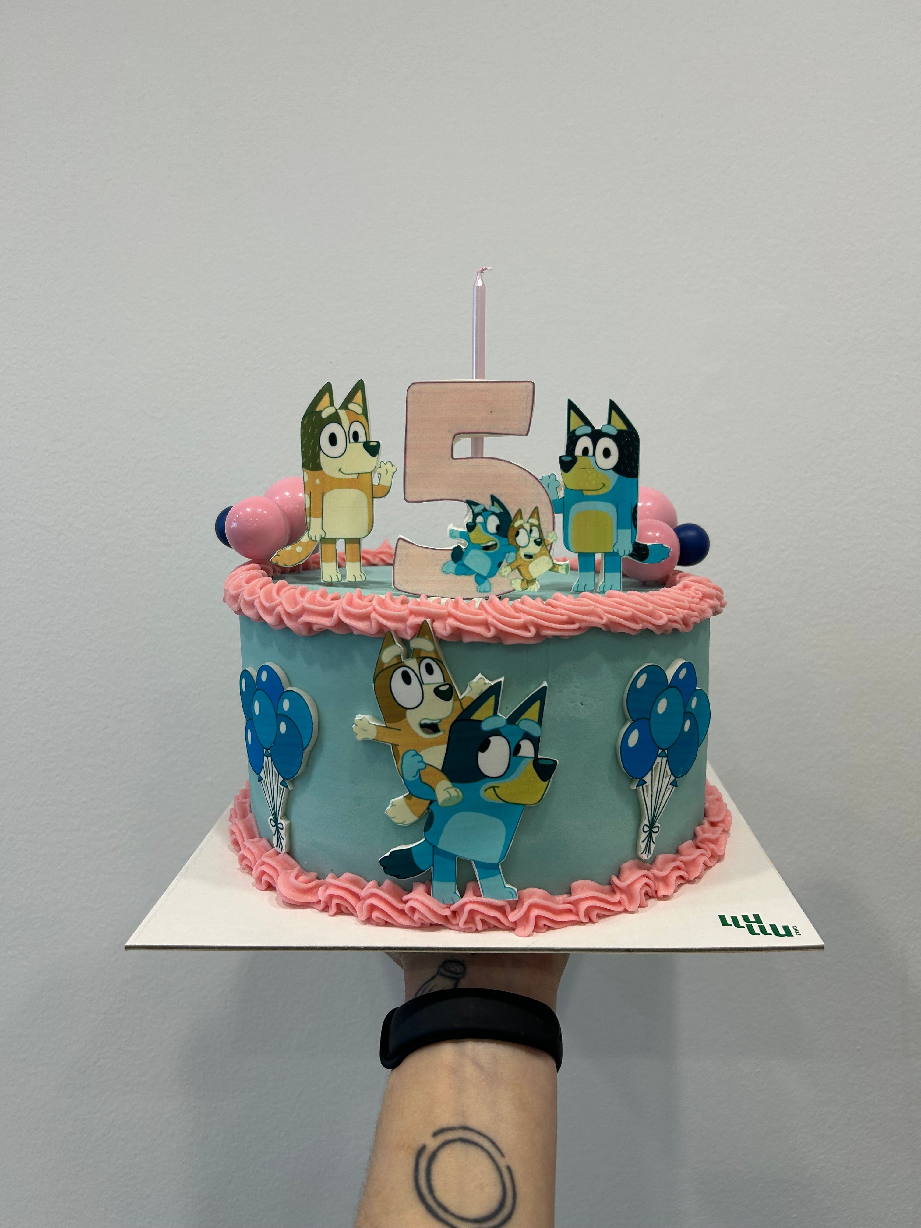 Pastel bluey