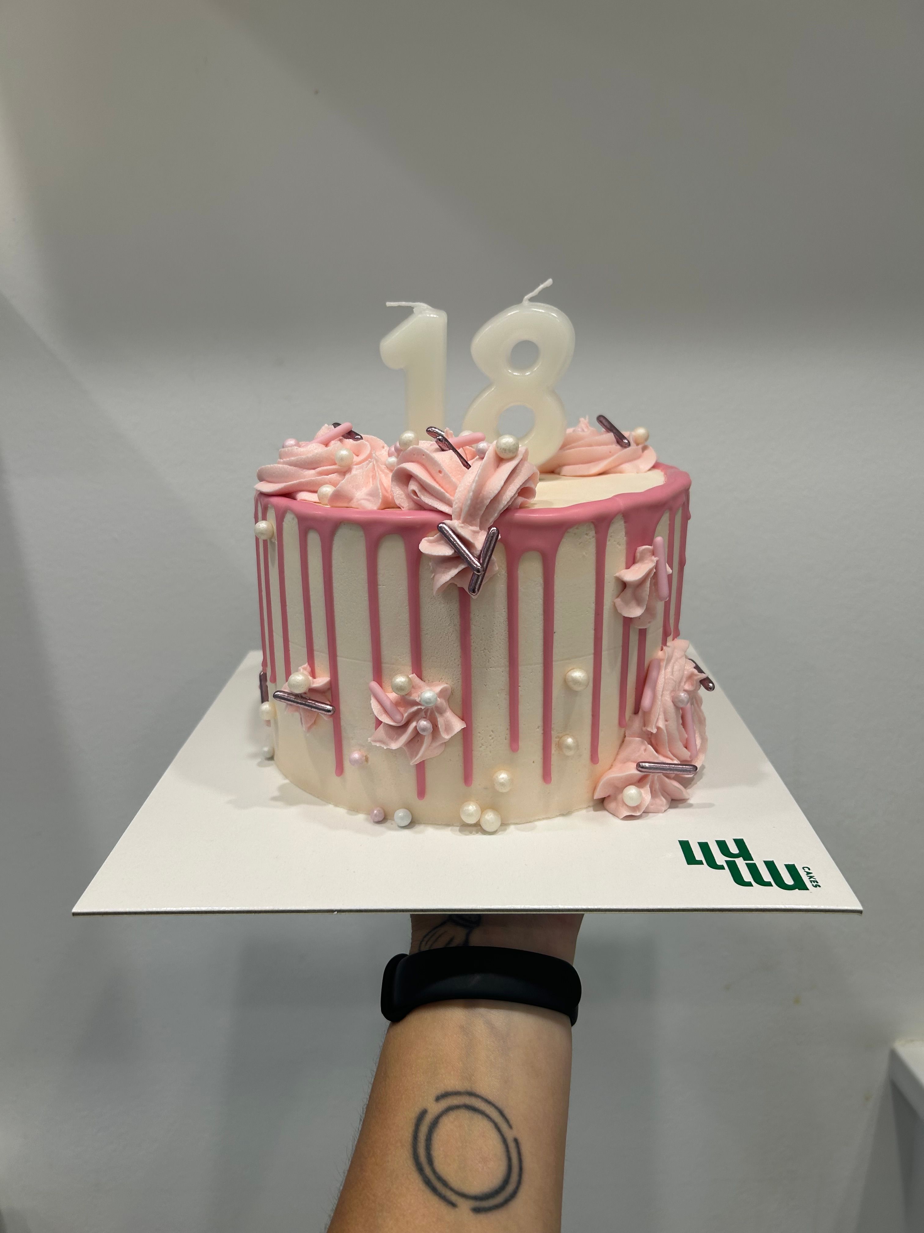 Pastel 18