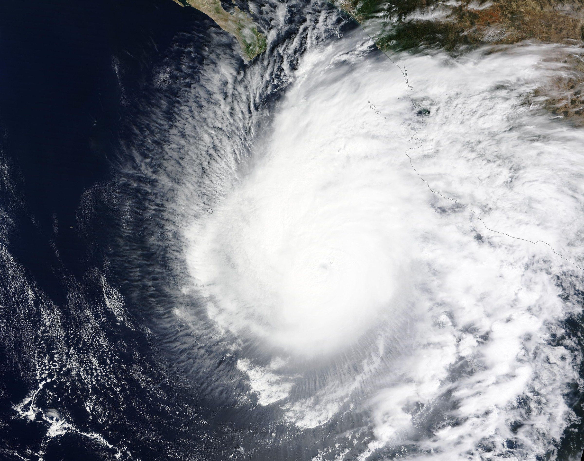 Imagen satelital de archivo del huracán Norma frente a Baja California Sur, en octubre de 2023.