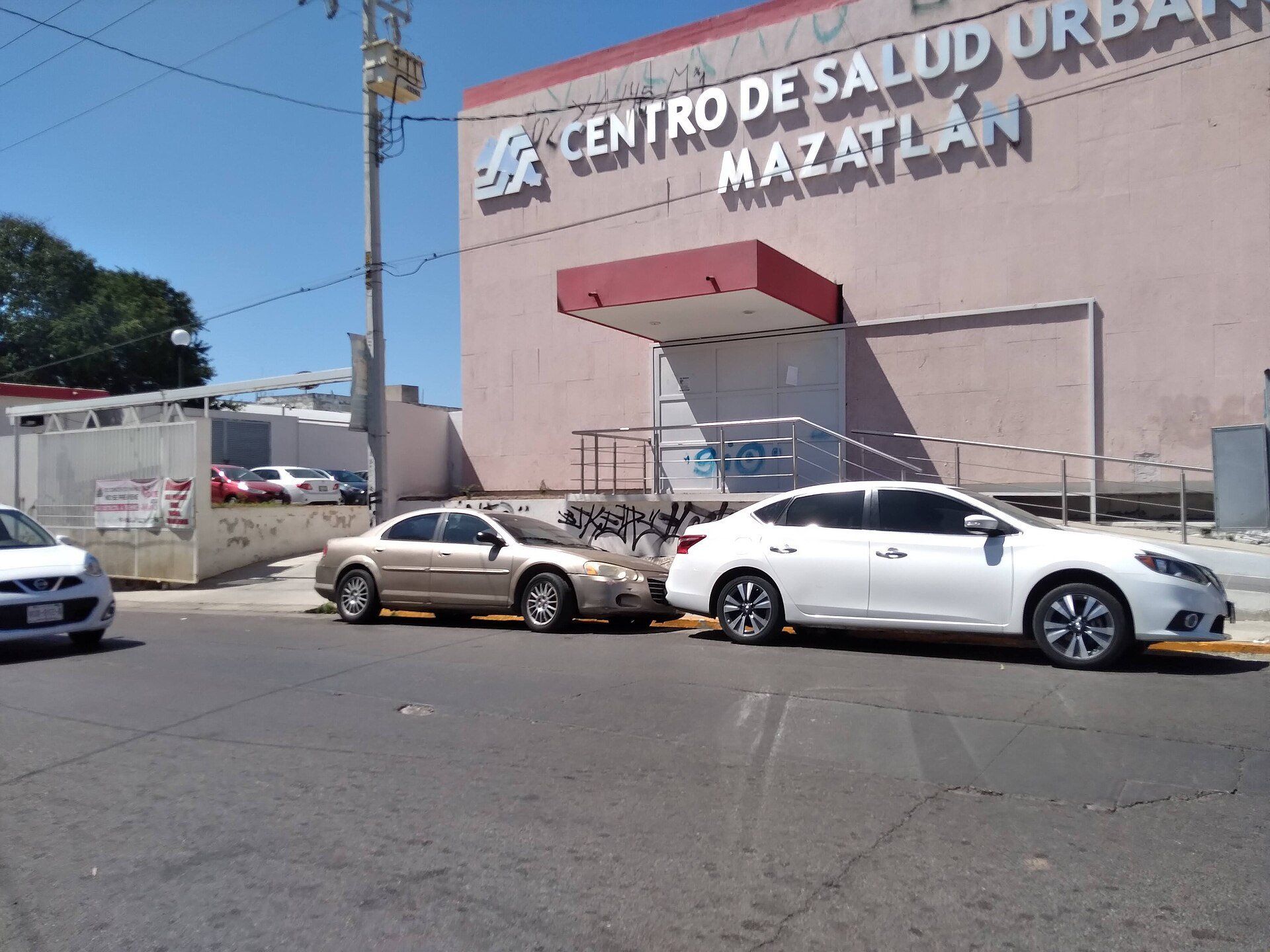 Fachada de un centro de salud urbano en Mazatlán, Sinaloa (imagen de archivo).