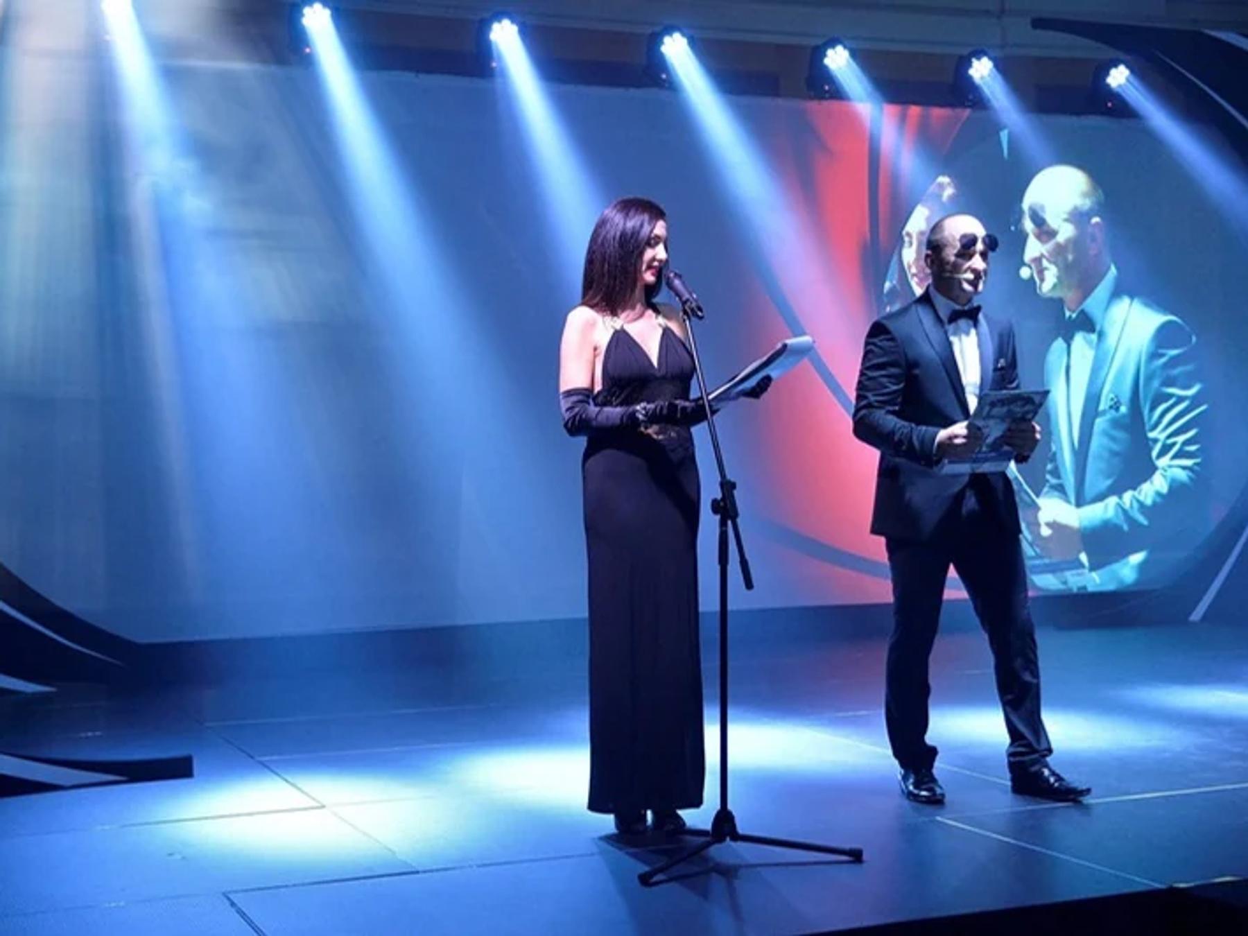 Jolanta Mrotek i Jarosław Gmitrzuk podczas muzycznego show