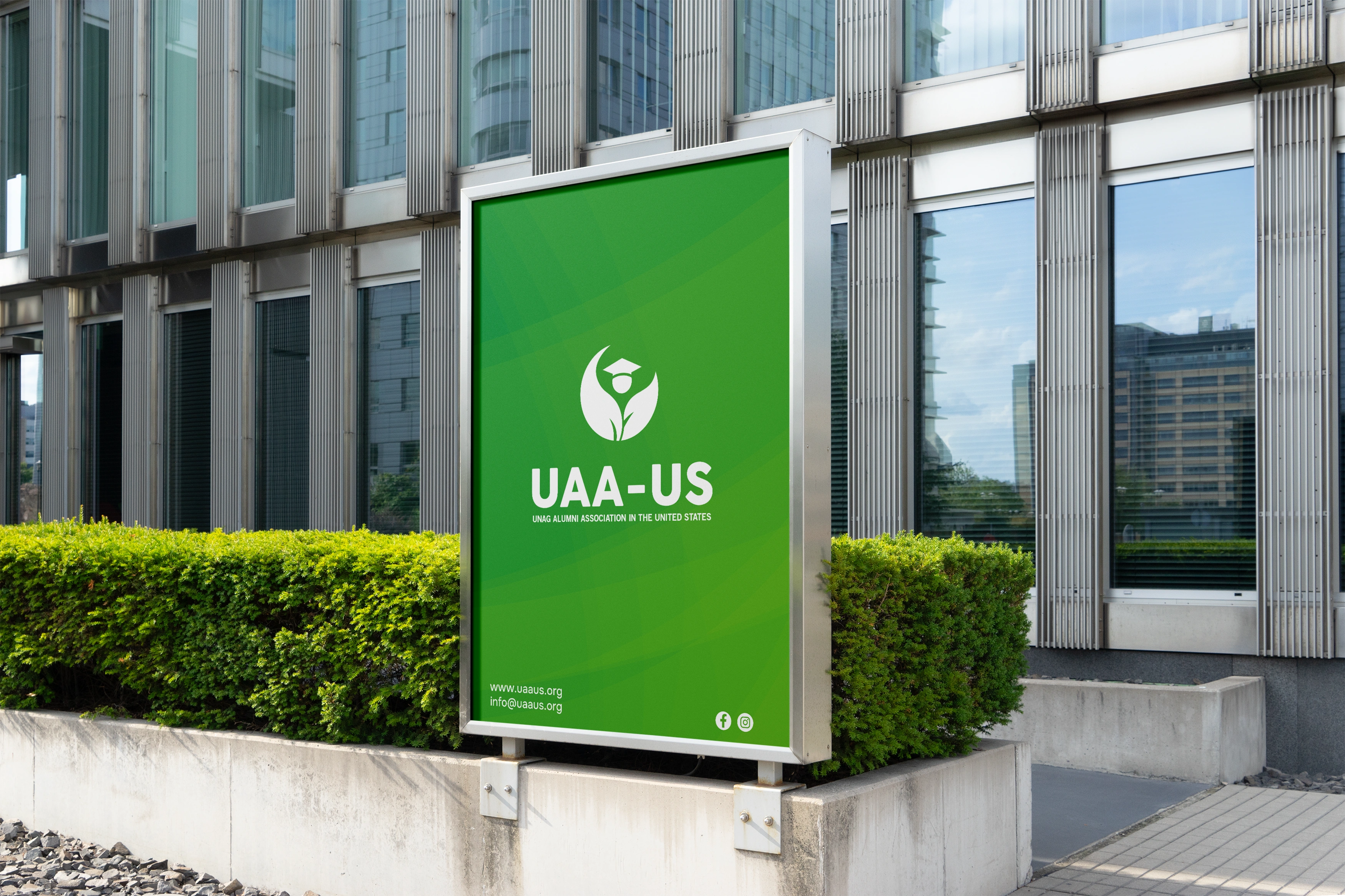 Mockup premium HD de UNAG Alumni Association in The United States