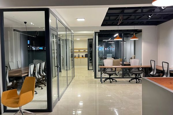 Ofis cam sistemleri genel görünüm