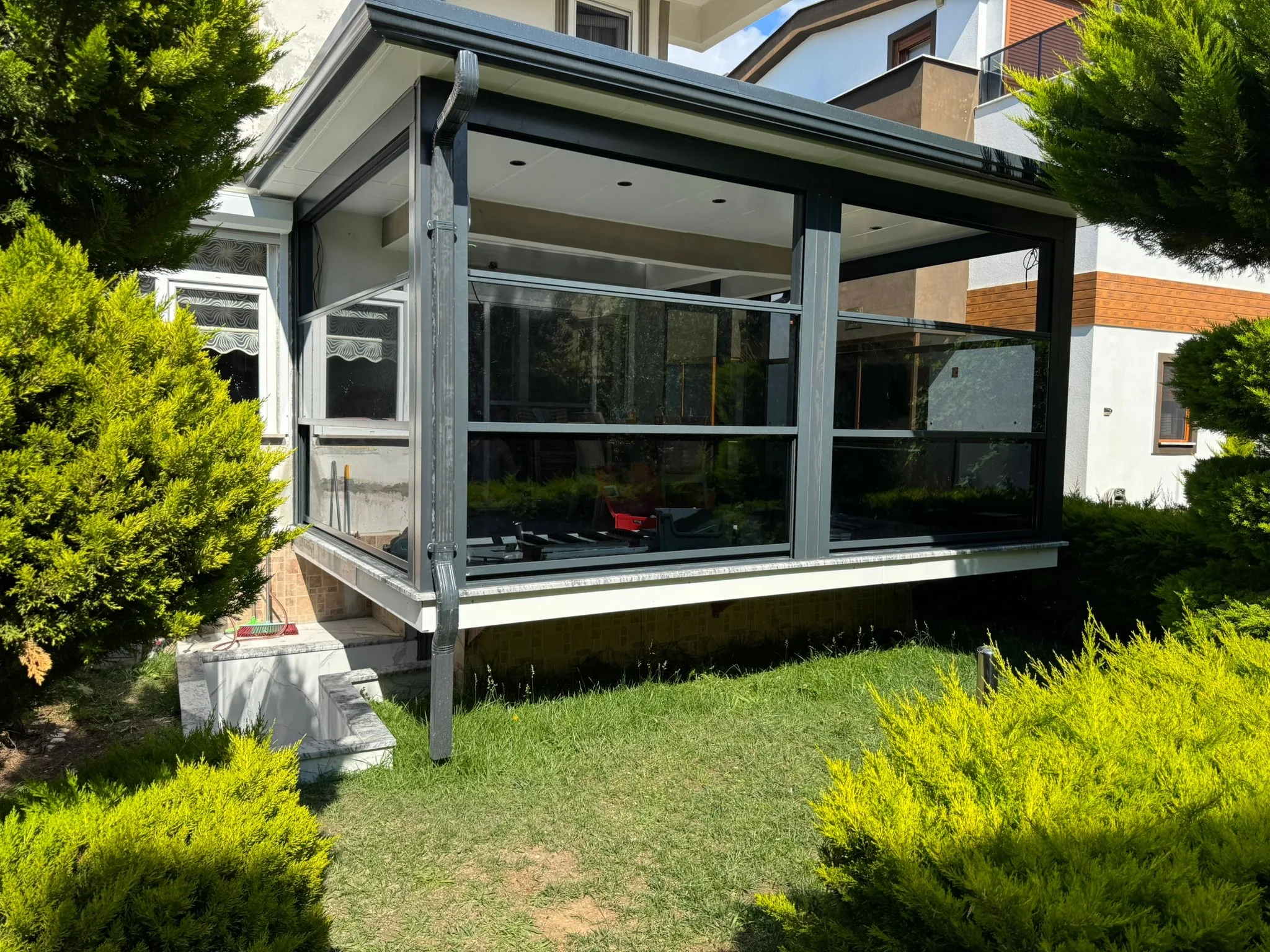 Giyotin Cam Sistemleri