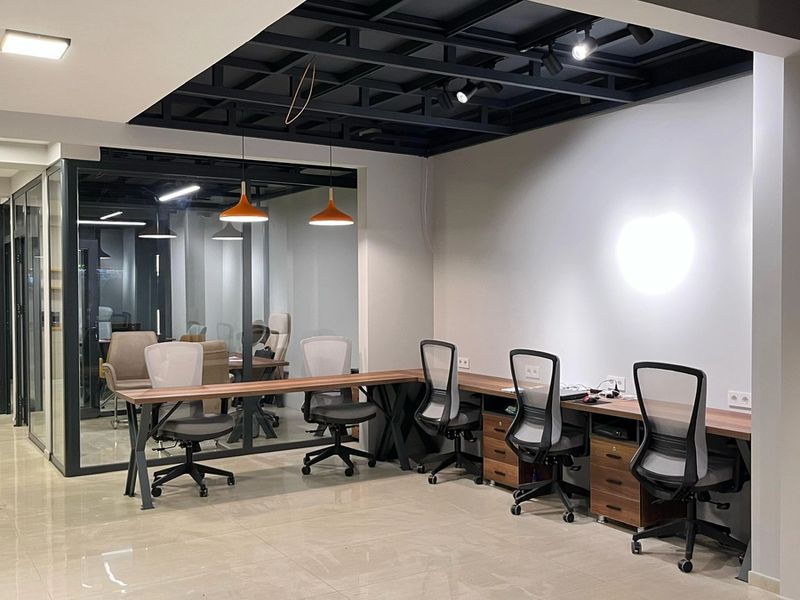 Ofis cam oda tasarımı