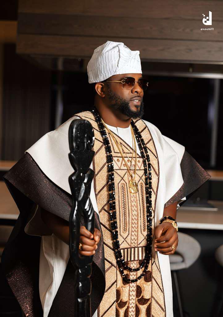 Ọlá Ìbílẹ̀, (Heritage of Royalty) 011