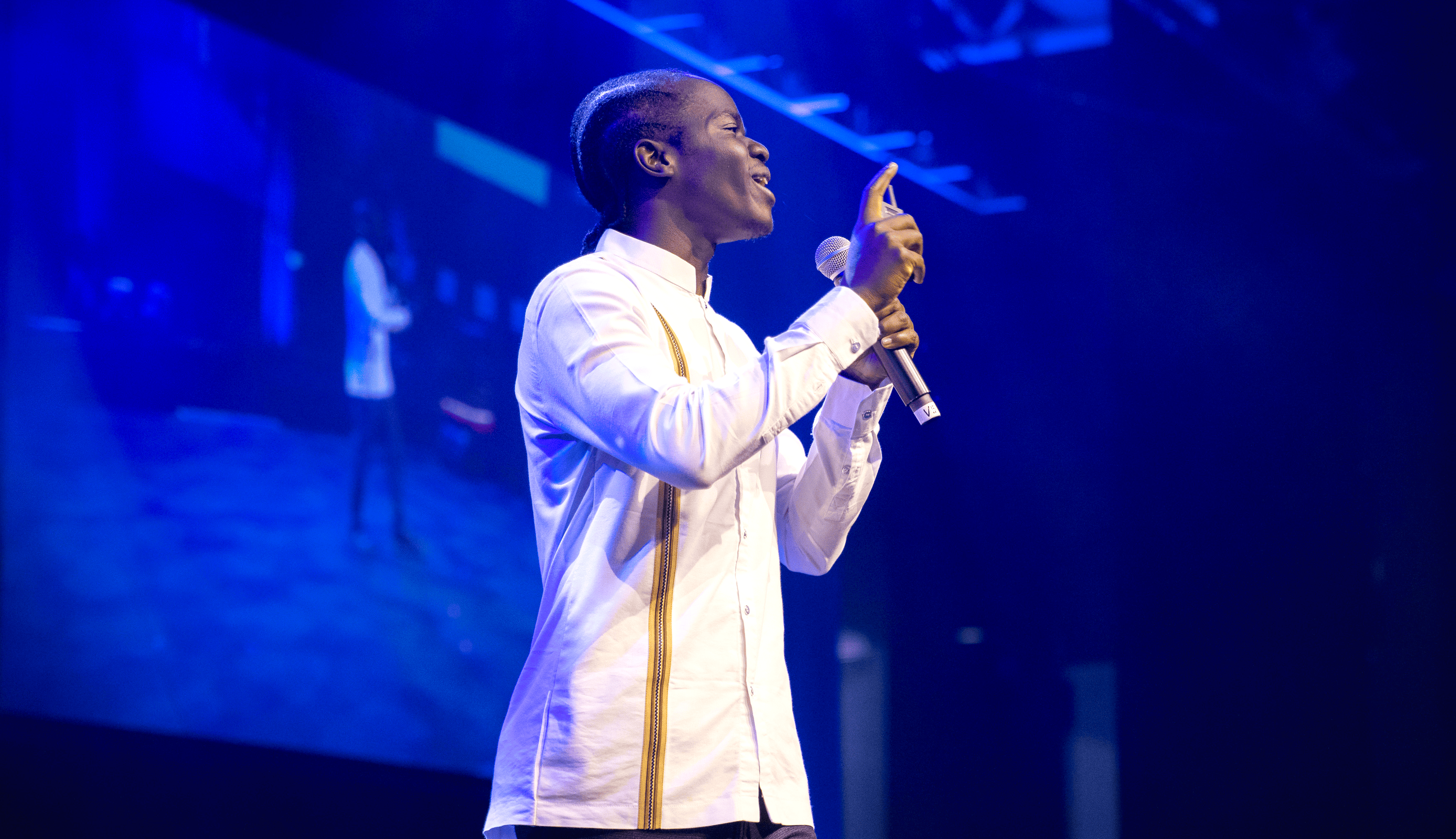 Duku Forè inspiring audiences with powerful keynote presentation