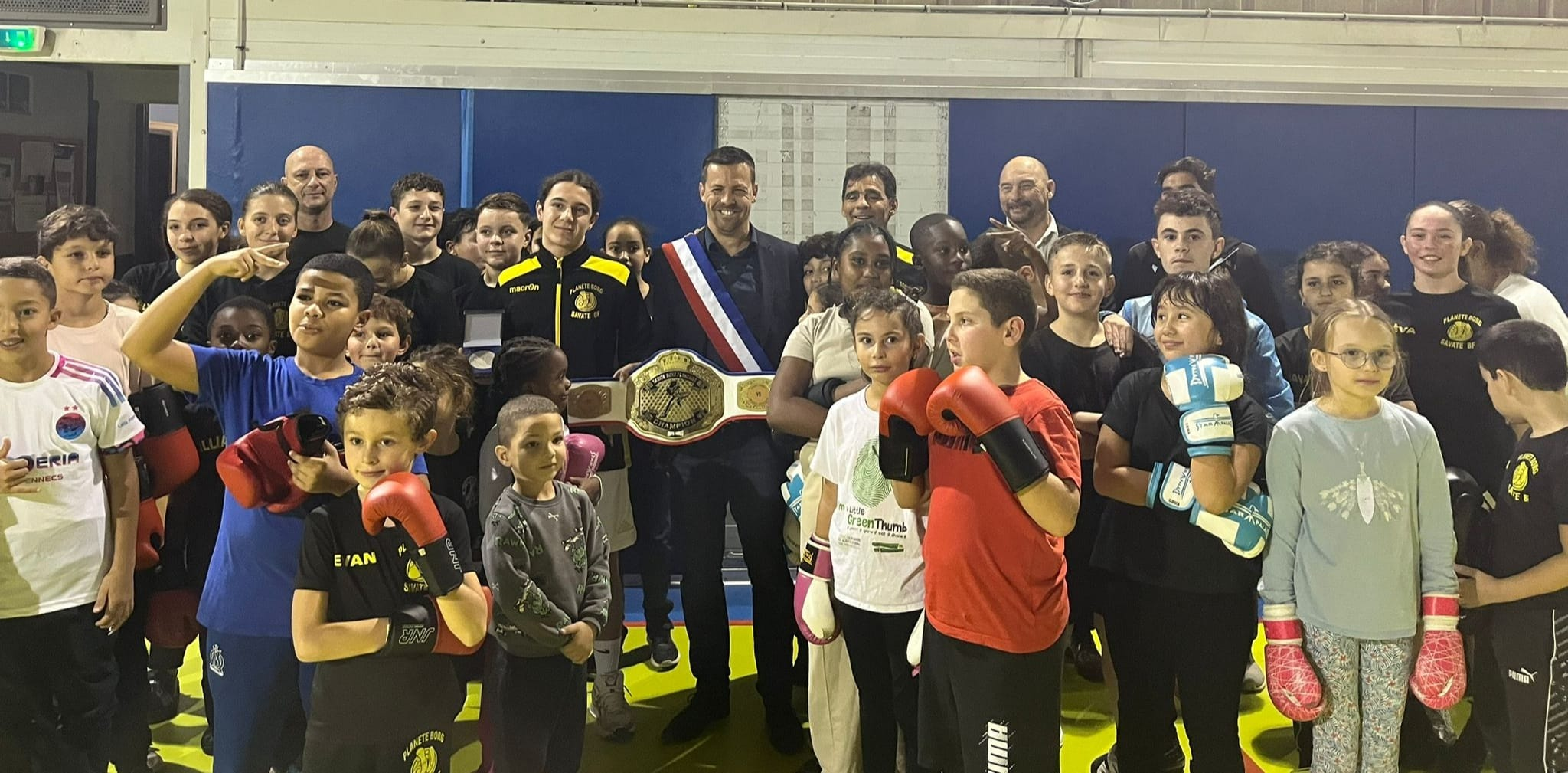 Remise de la ceinture européenne à Llorens 🏆🇪🇺