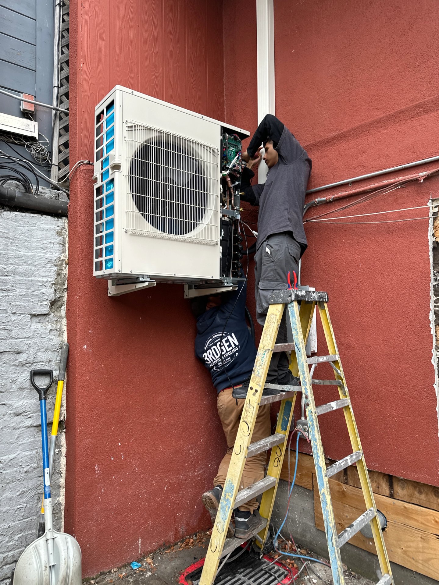 Mitsubishi ductless HVAC installation for a commercial retail tenant improvement in Berkeley by 3rdGen Building Systems.