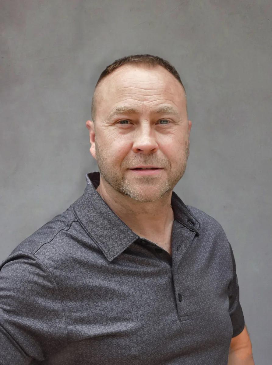 Portrait of Terry Jr., CEO at Aver Sign Company