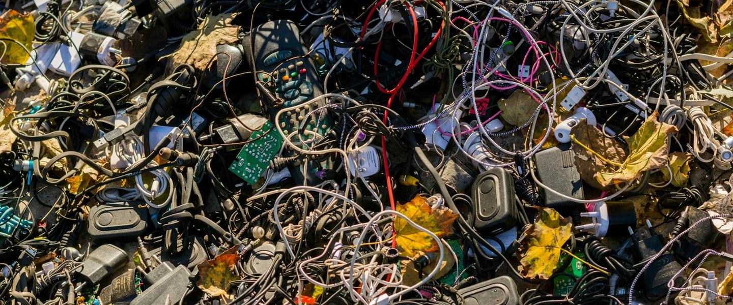 Harta Karun di Tumpukan Sampah: Mengapa Scrap PCB Jadi Rebutan Investor Global
