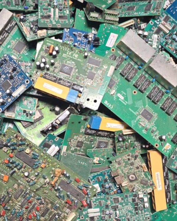 Panduan Lengkap Bisnis PCB Bekas: Cara Meraup Keuntungan dari Daur Ulang Scrap PCB