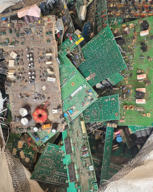 Rahasia Cuan Bisnis PCB Bekas: Cara Sortir PCB HP Bagi Pemula Tanpa Ribet