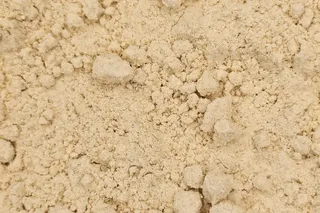 Ontvette gele mosterdmeel