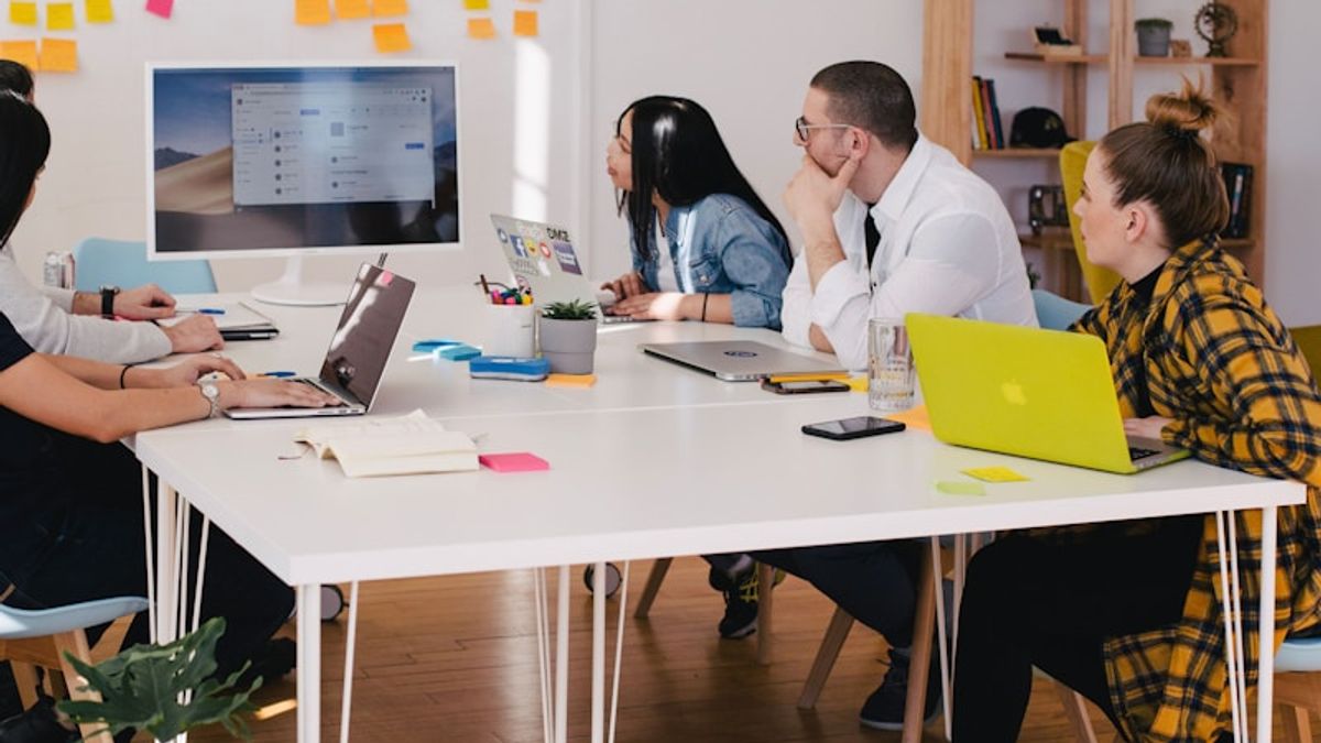 AI Consulting vs Staff Augmentation vs Managed Services