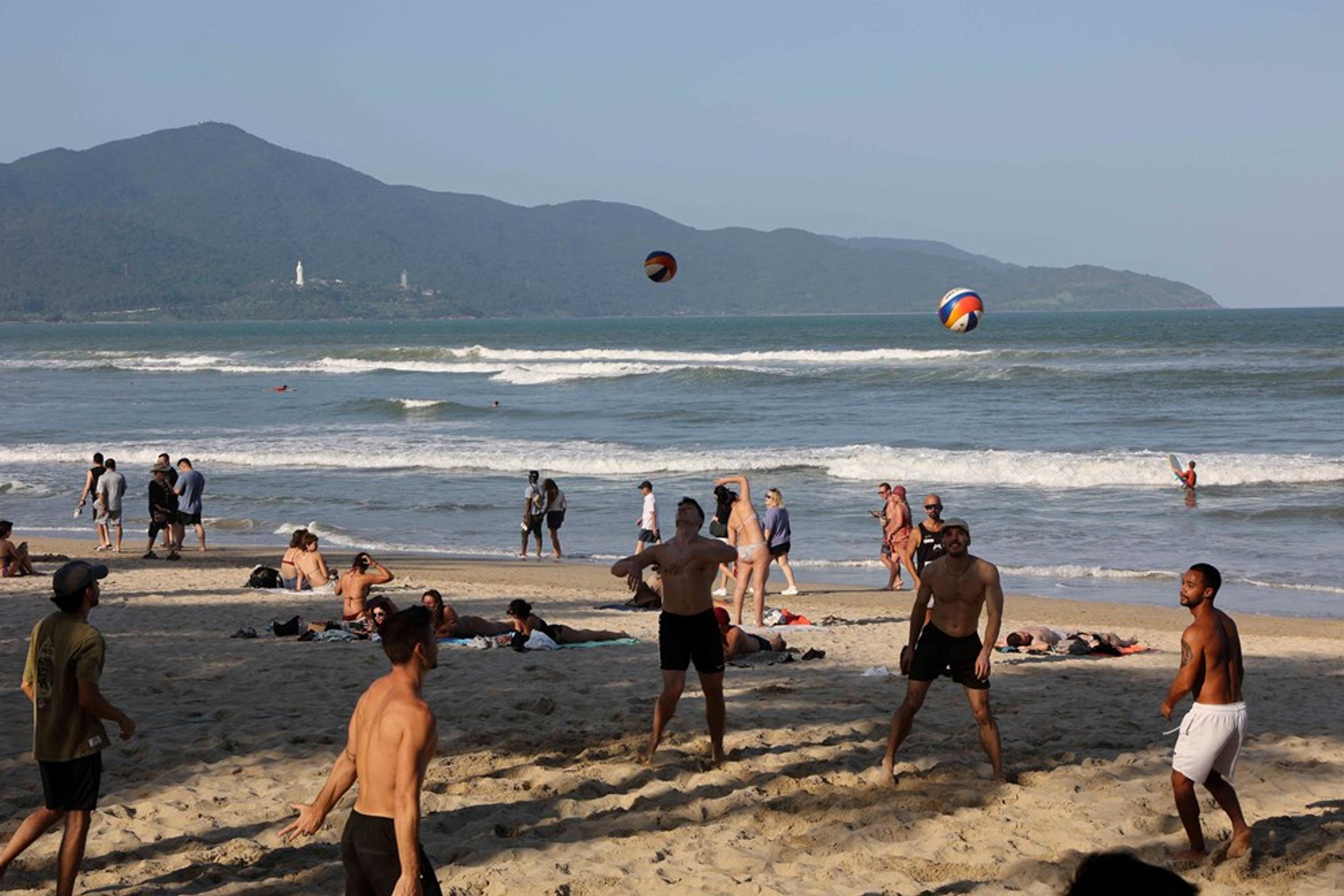 A Da Nang beach — holding tour prices is how the destination keeps domestic and nearby-market visitors through the peak season.