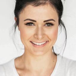 Sarah Thompson's avatar