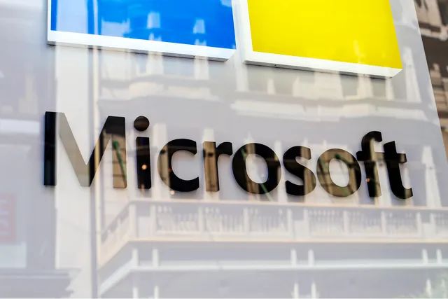 Cover illustration for “Zero-Day Microsoft Phishing Campaign caught by StrongestLayer is still largely undetected”