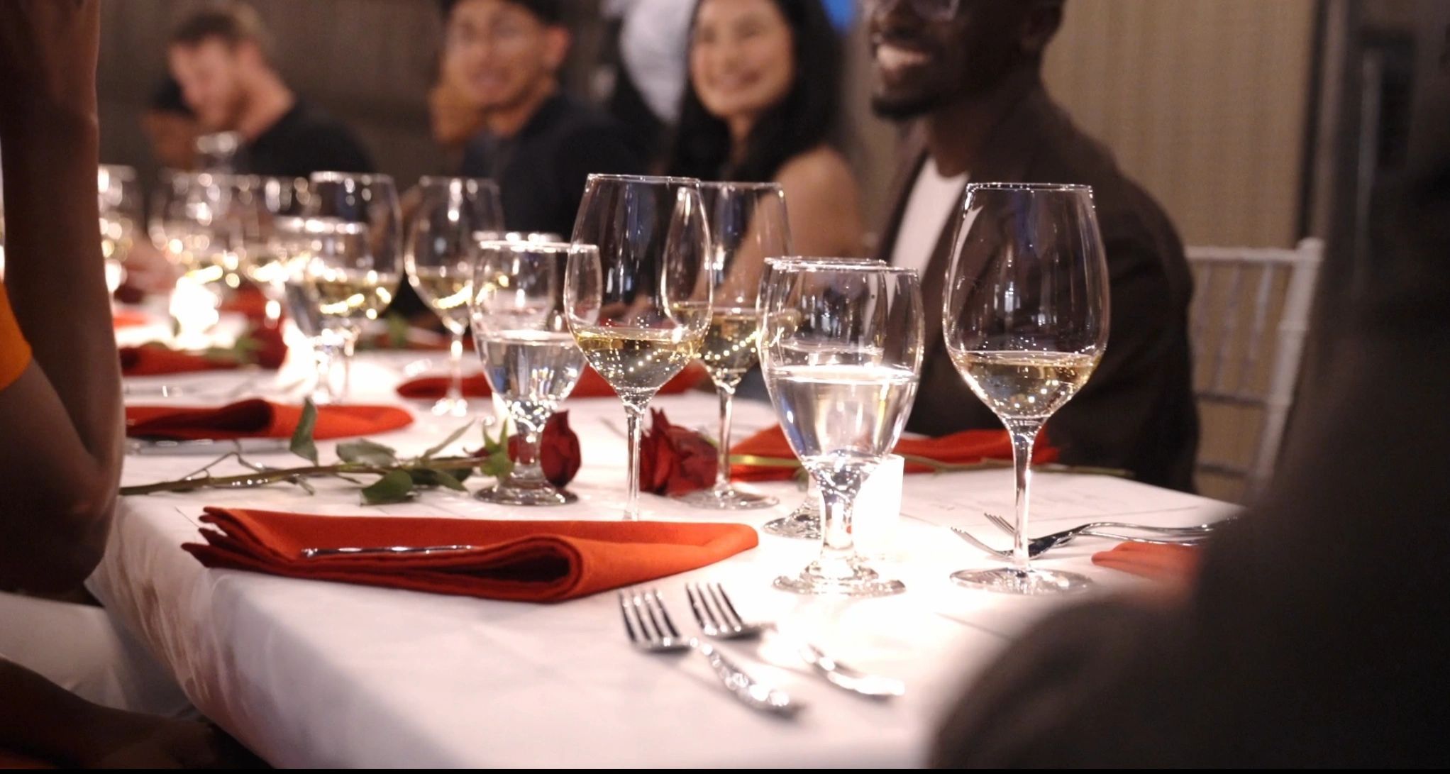 Red roses adorning the XVI dinner table