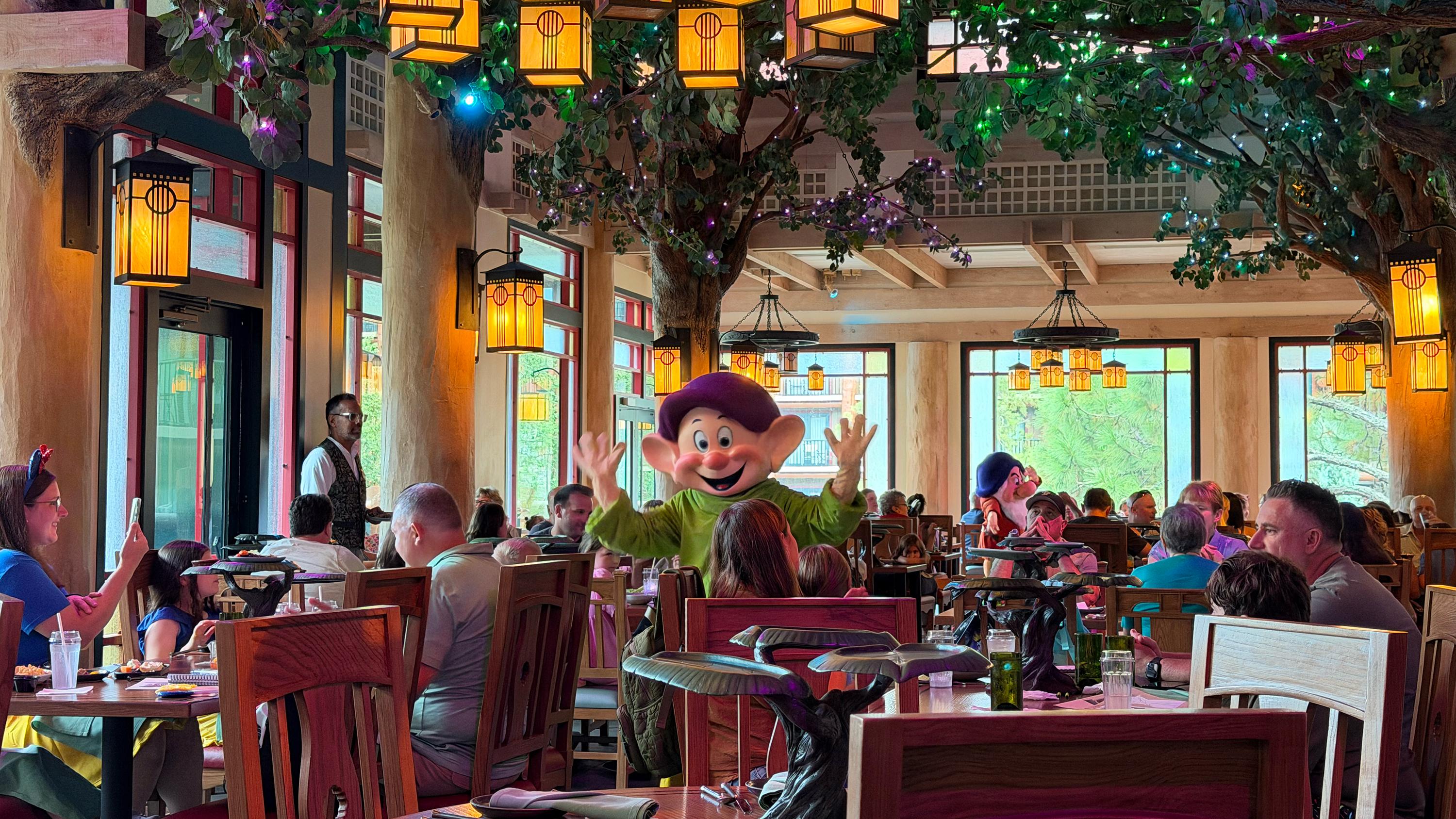Story Book Dining at Artist Point at Disney's Wilderness Lodge