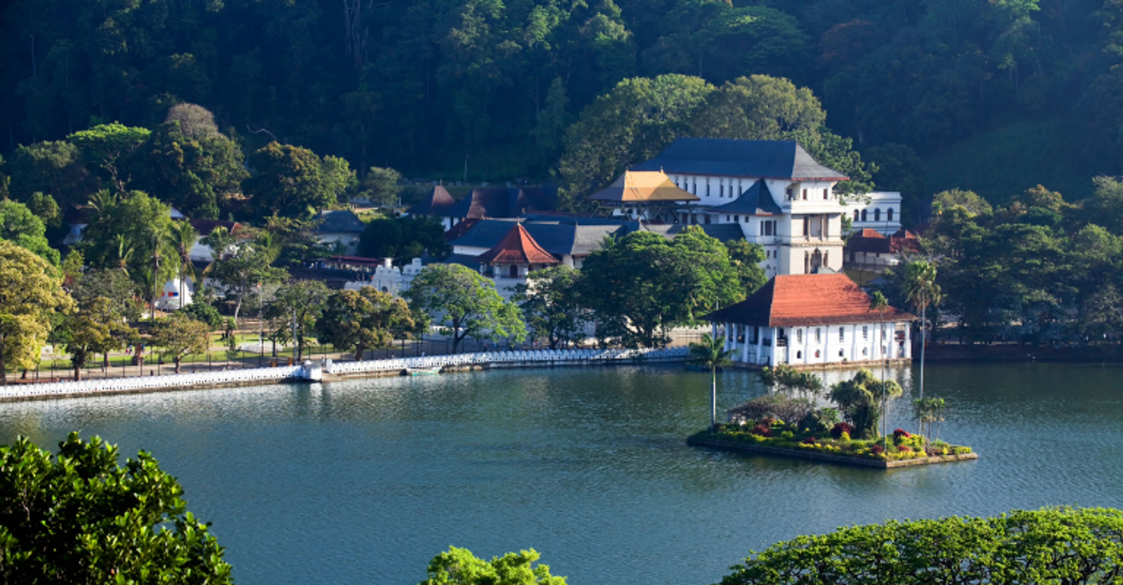 The Temple of the Sacred Tooth Relic beside Kandy Lake, Sri Lanka