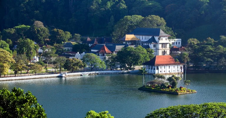 The Temple of the Sacred Tooth Relic beside Kandy Lake, Sri Lanka