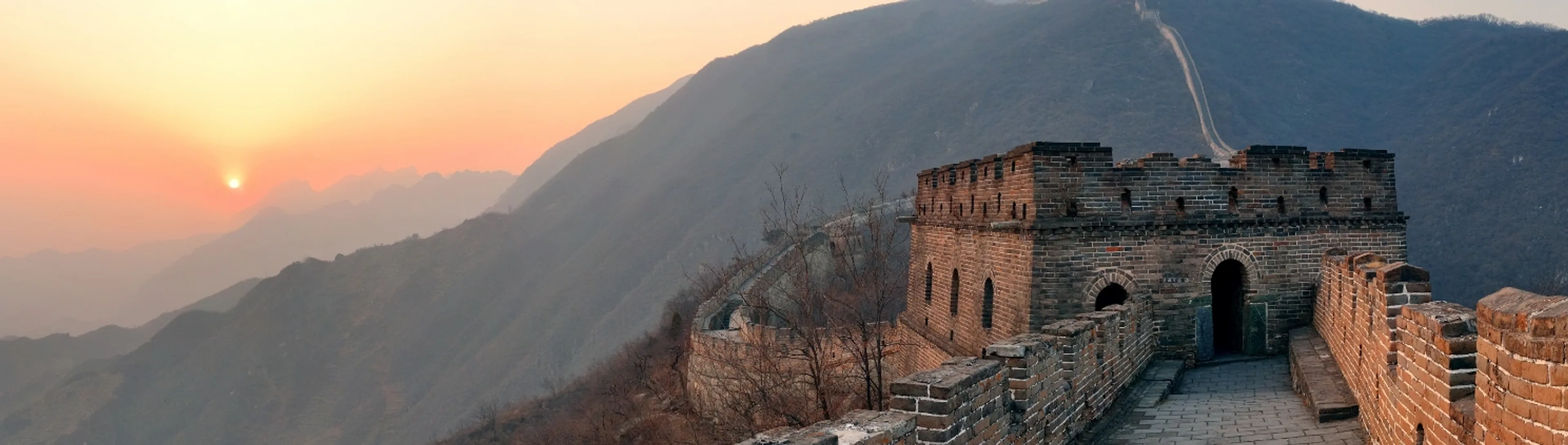 Iconic China travel experiences featuring the Great Wall, cultural landmarks, and scenic landscapes