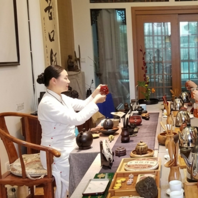 Private tea tasting ceremony with a Yunnan tea master featuring rare Pu'er teas