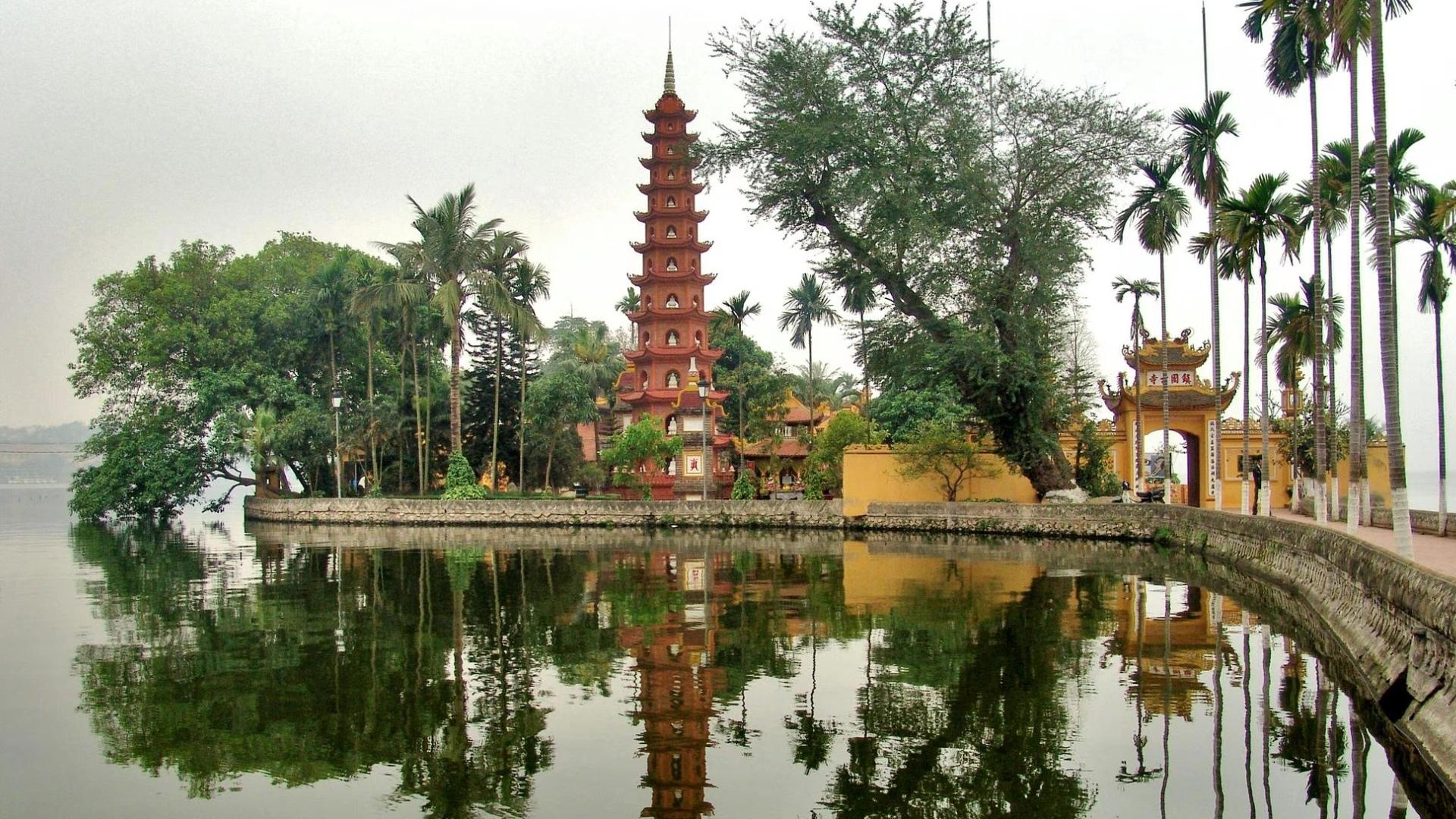 Vietnam Explorer – Where Culture Meets Nature