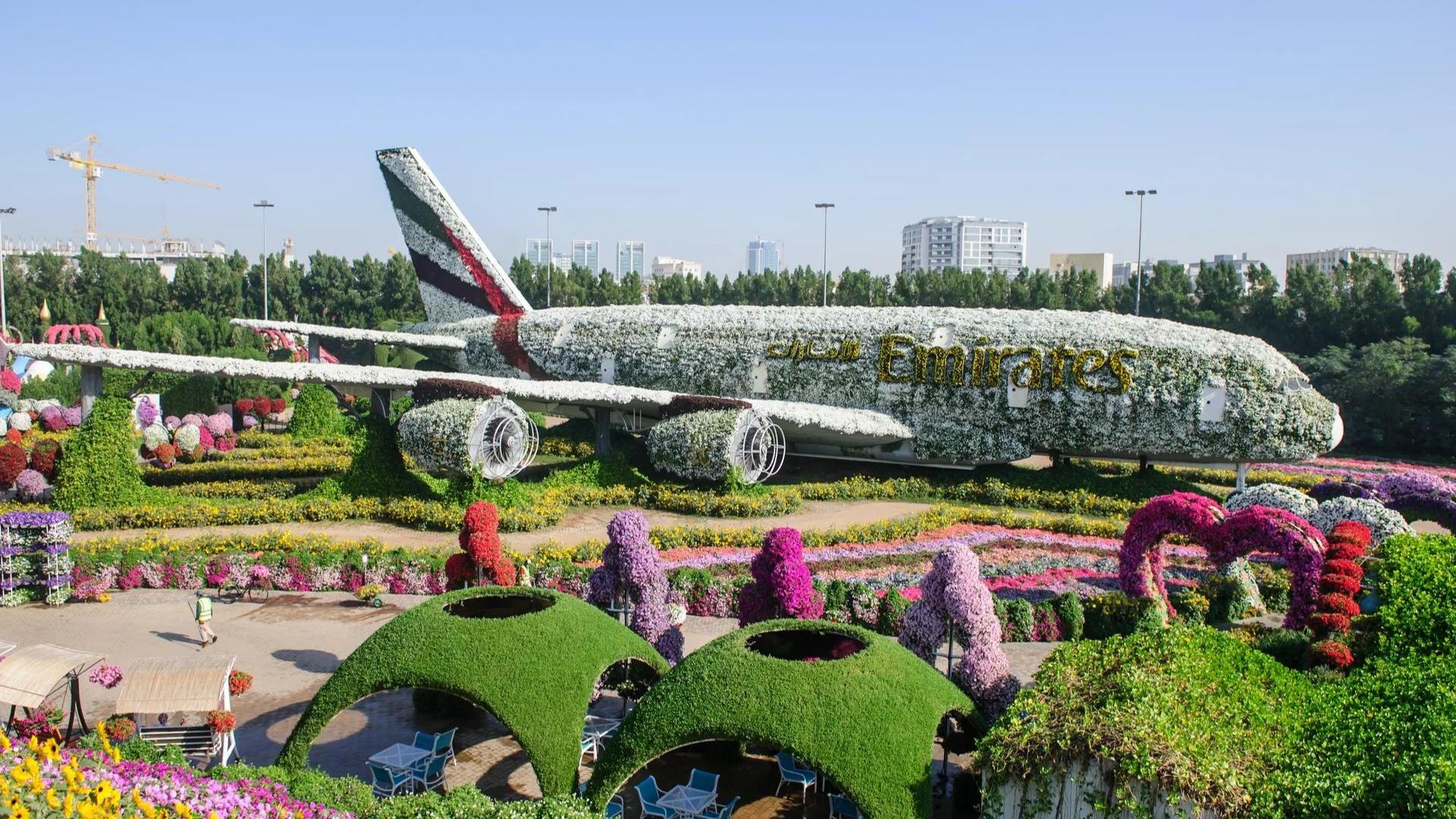Flower-covered Emirates A380 at Dubai Miracle Garden.