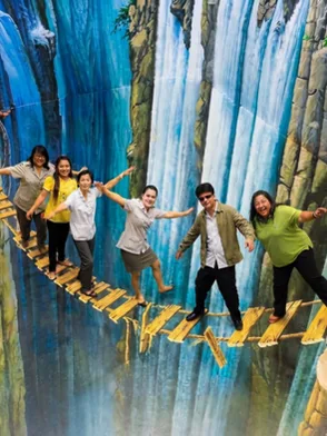 Art in Paradise Pattaya 3D interactive art installation